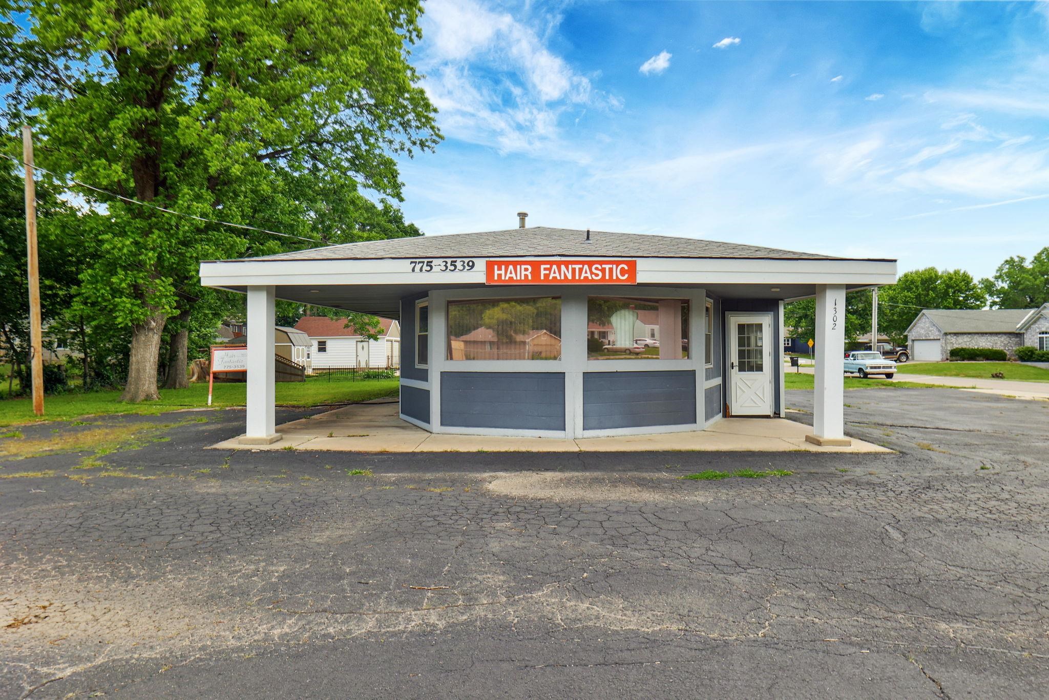 1302 Ohio Property Photo 1