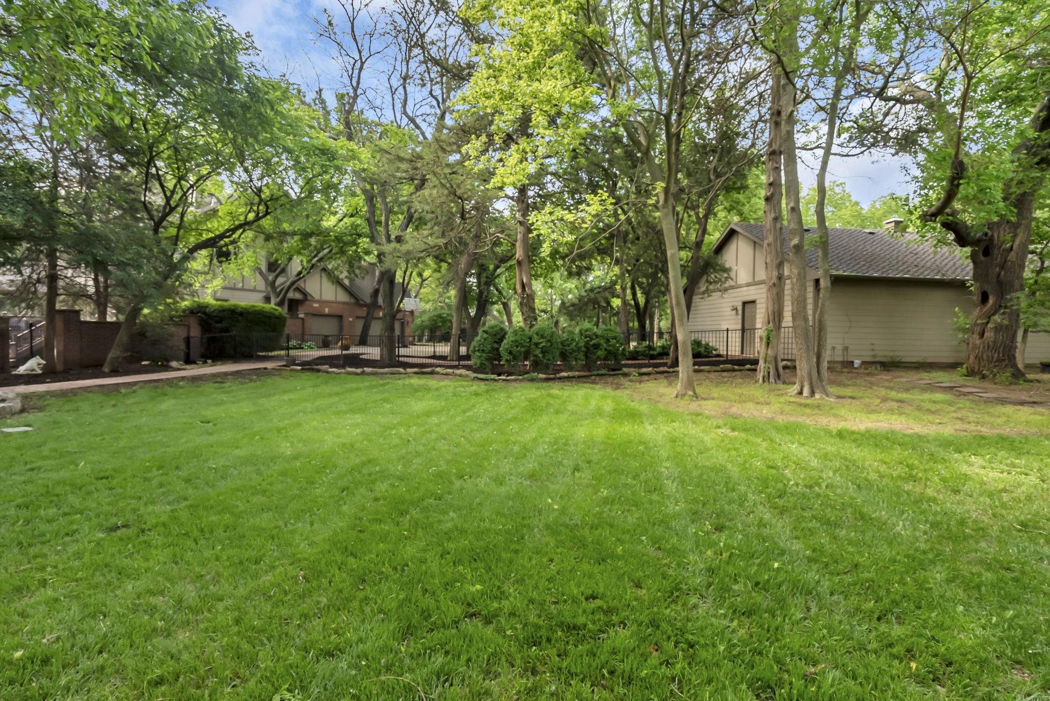 11110 W Central Ave Property Photo 30