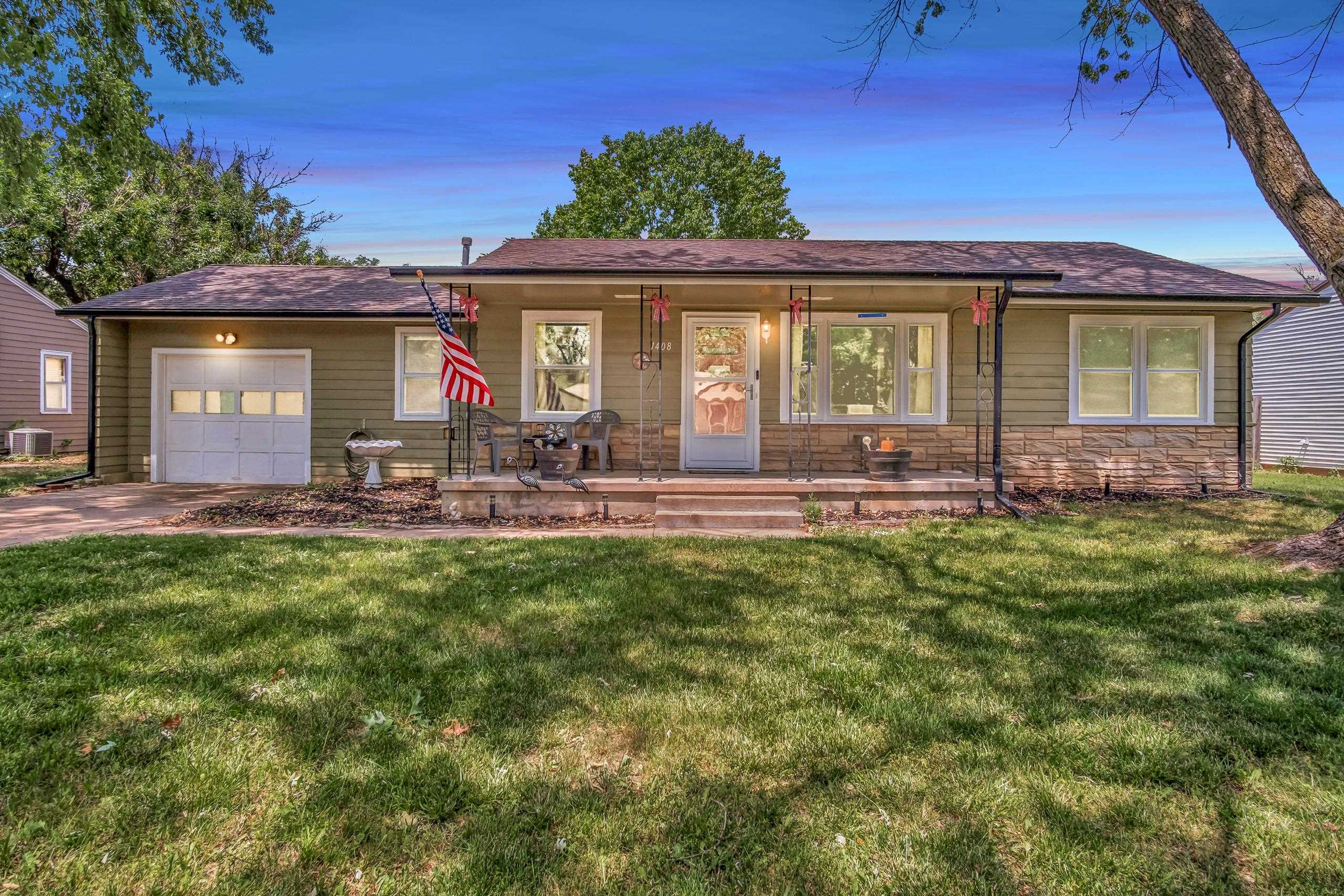 1408 Willow Rd Property Photo 1