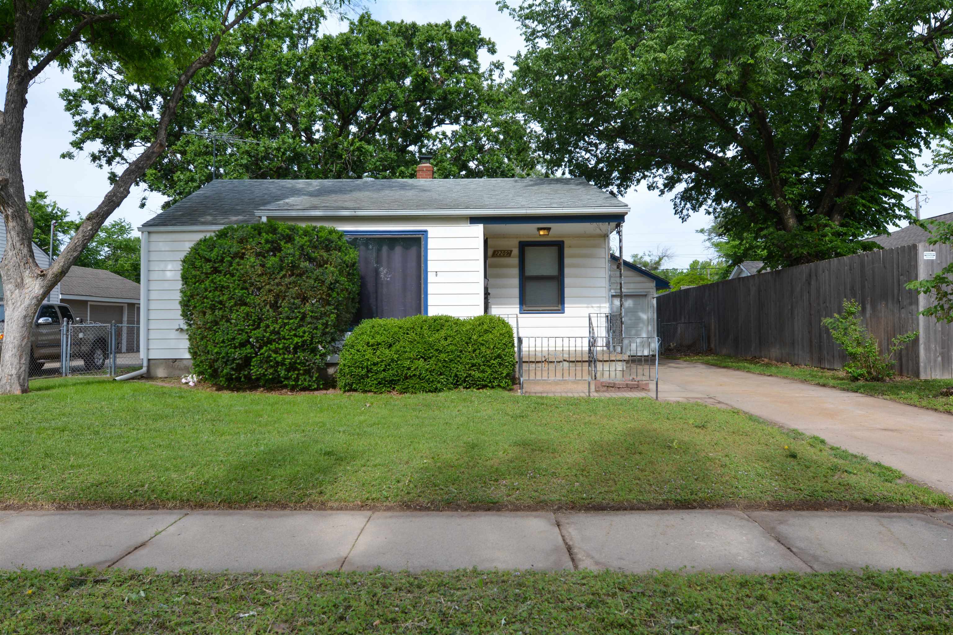Picture of 2209 S Ellis Ave.