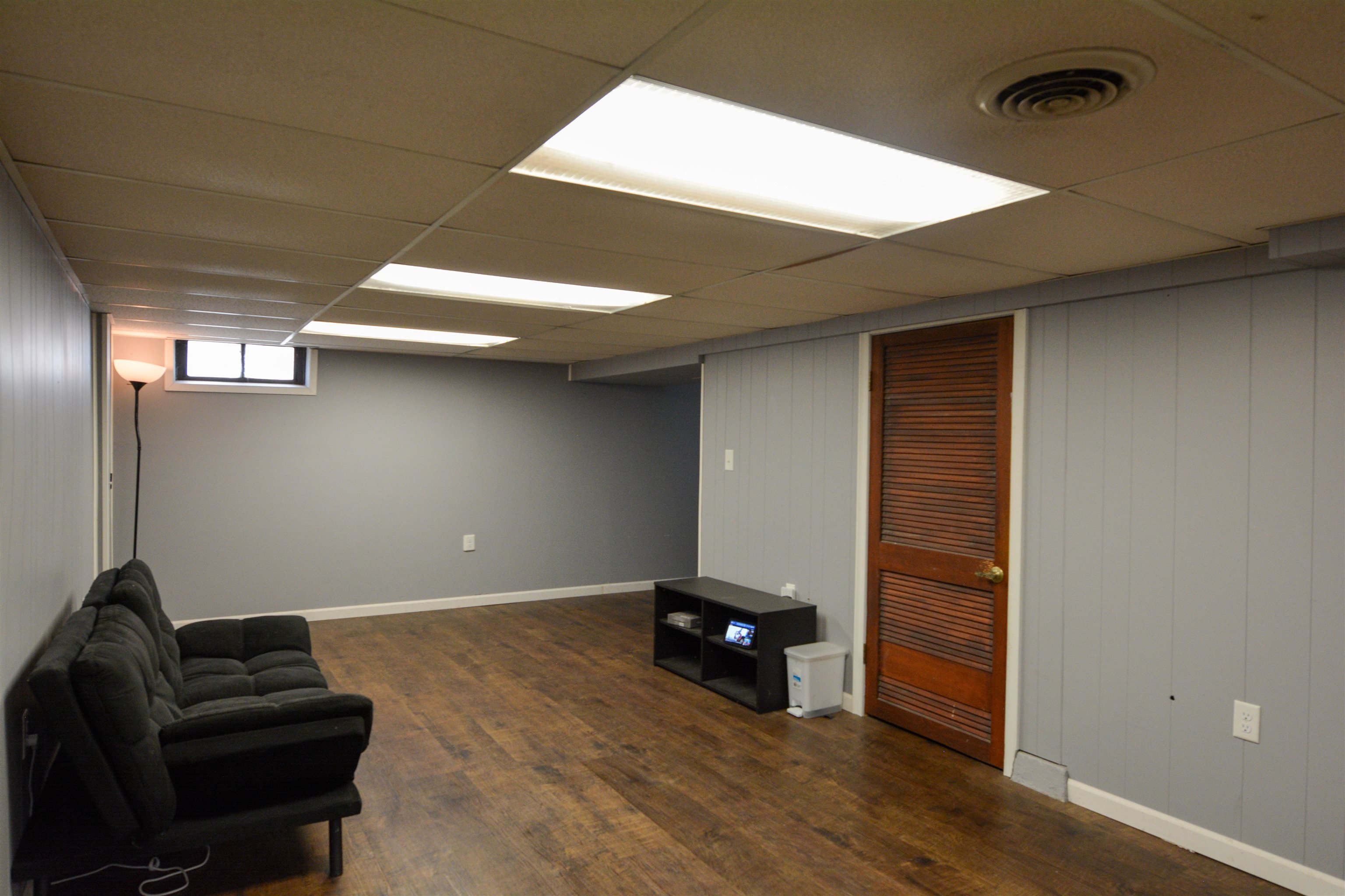 2209 S Ellis Ave. Property Photo 14