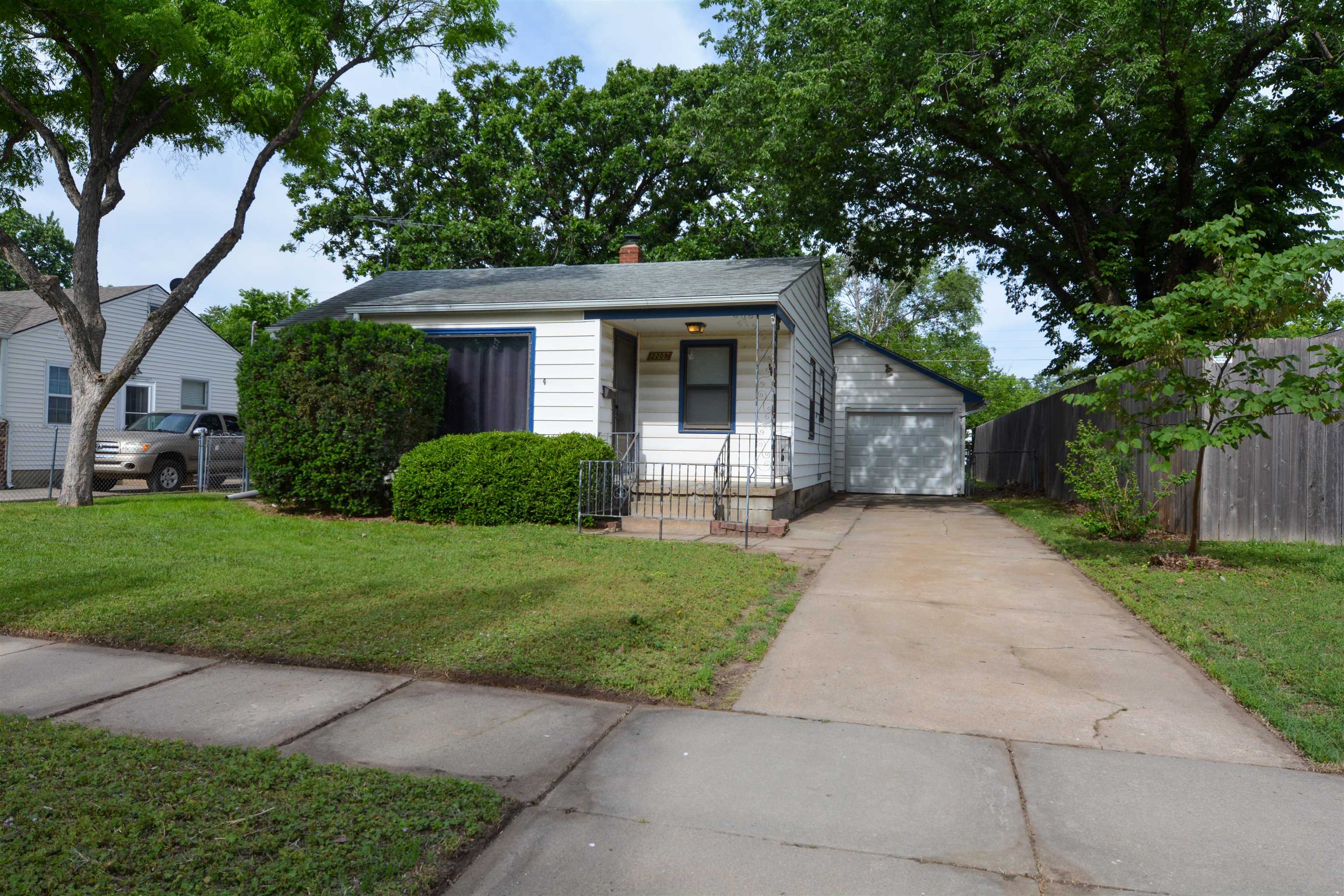 2209 S Ellis Ave. Property Photo 25