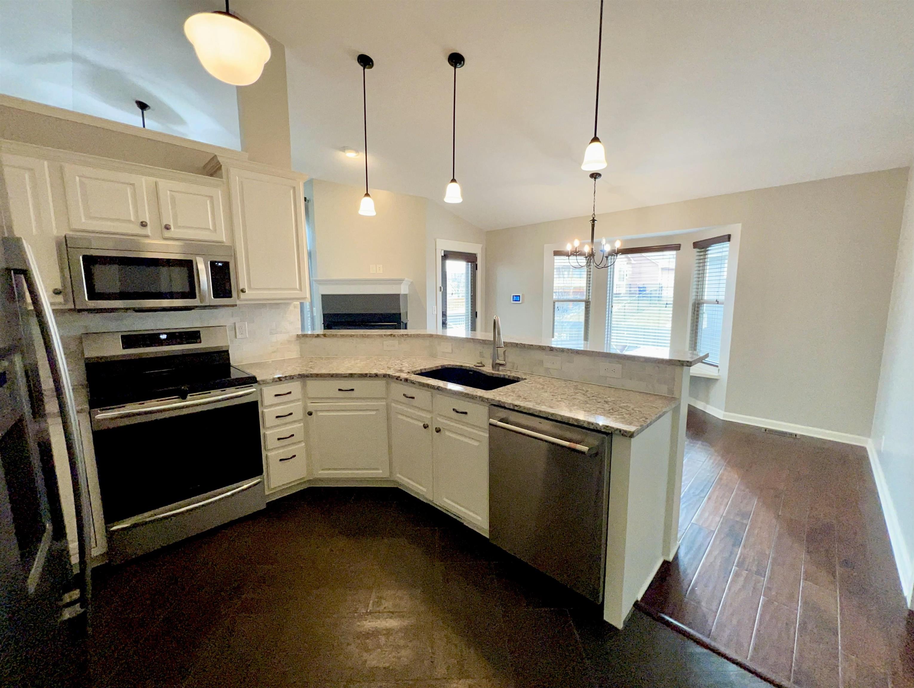 13822 W Texas Ct Property Photo 5