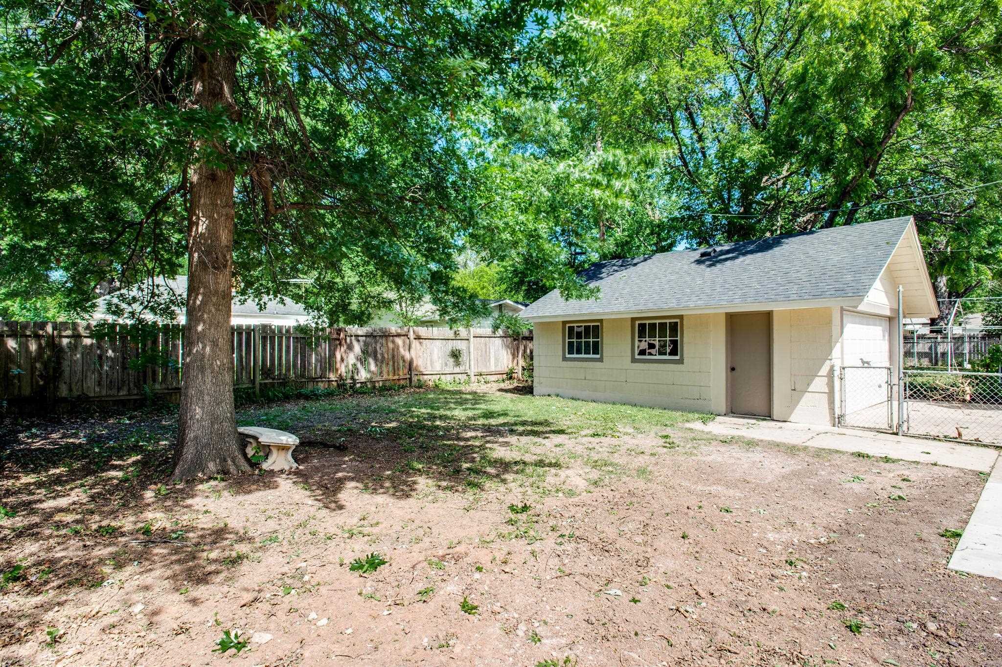 1827 S Battin St Property Photo 24