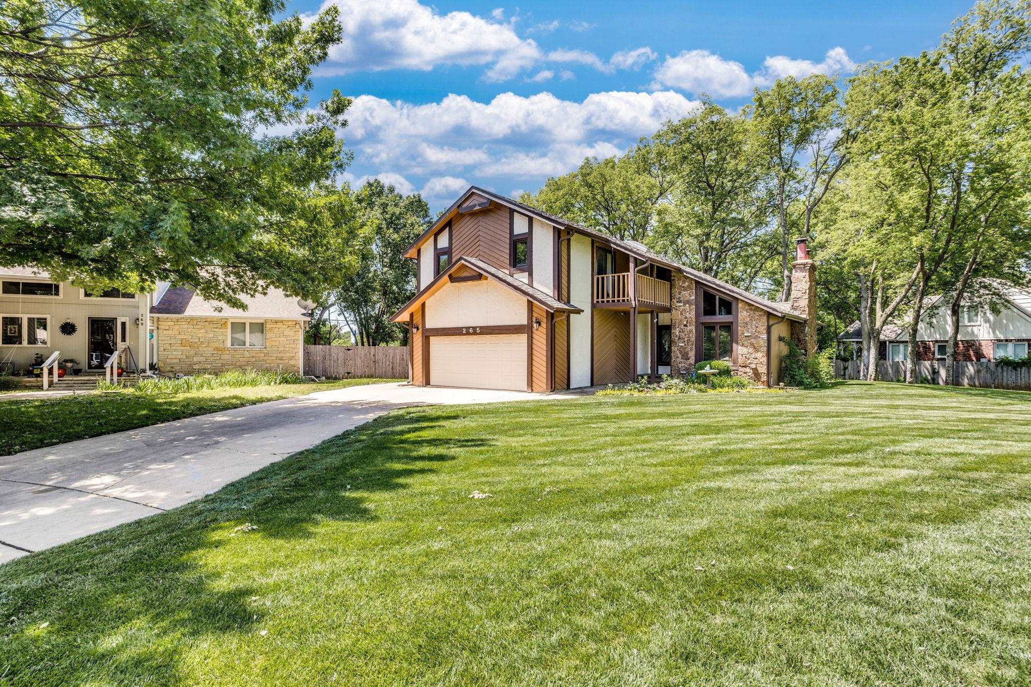 265 S Gleneagles Ct Property Photo 1