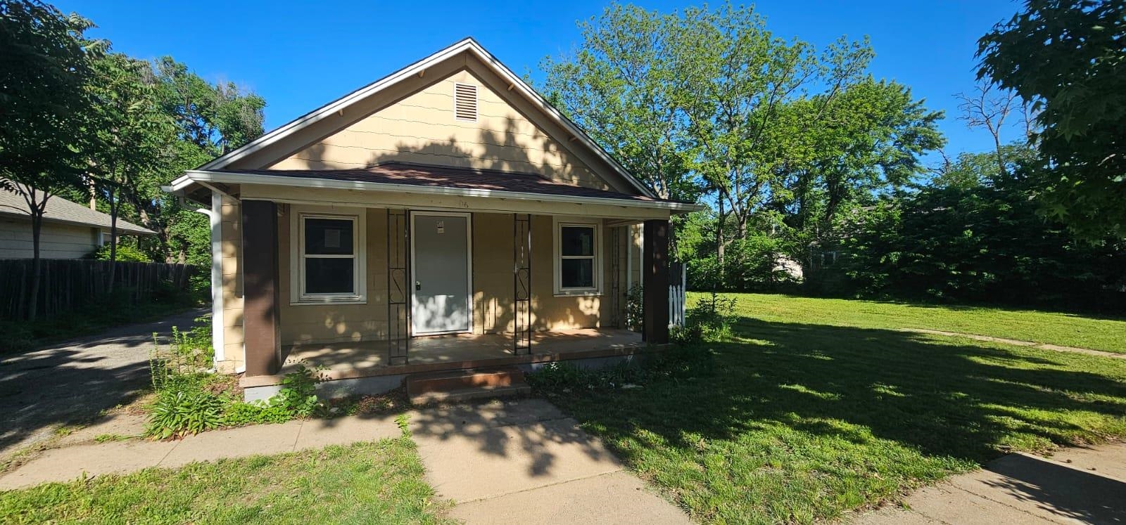 406 N Star St. Property Photo 1