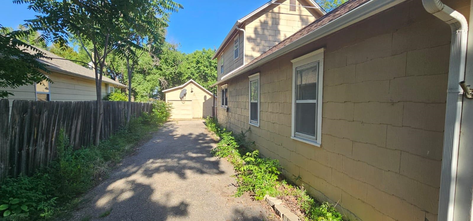 406 N Star St. Property Photo 2
