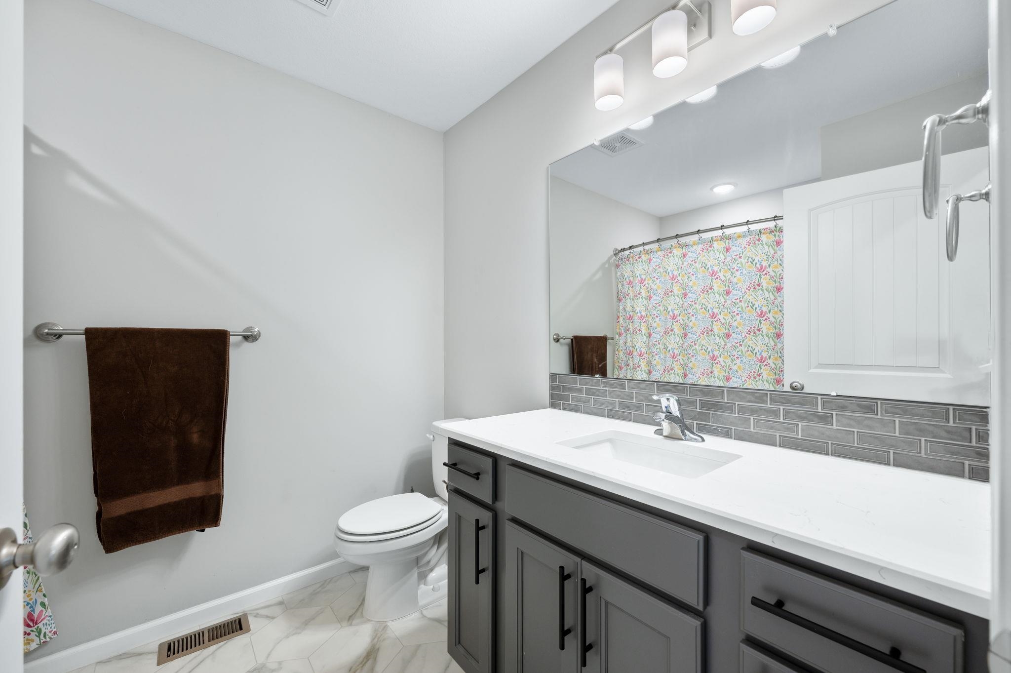 768 E Sunset Cir Property Photo 17