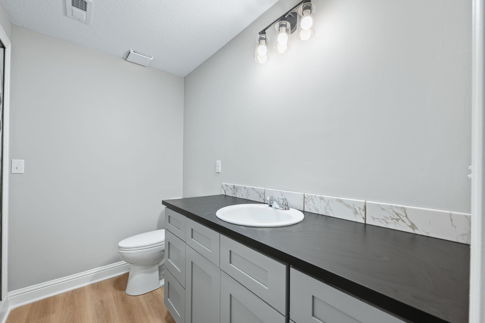 768 E Sunset Cir Property Photo 26