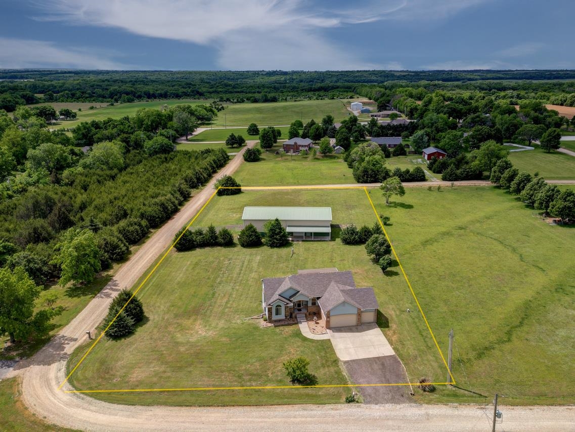 10307 Quail Ln Property Photo 1