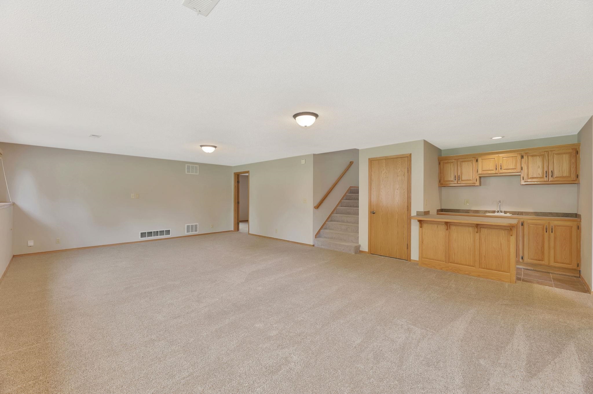 2501 N Fox Run Property Photo 23