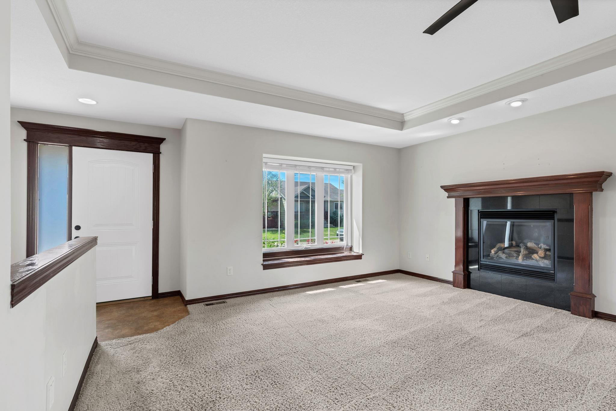 13924 E Hawthorne St Property Photo 8