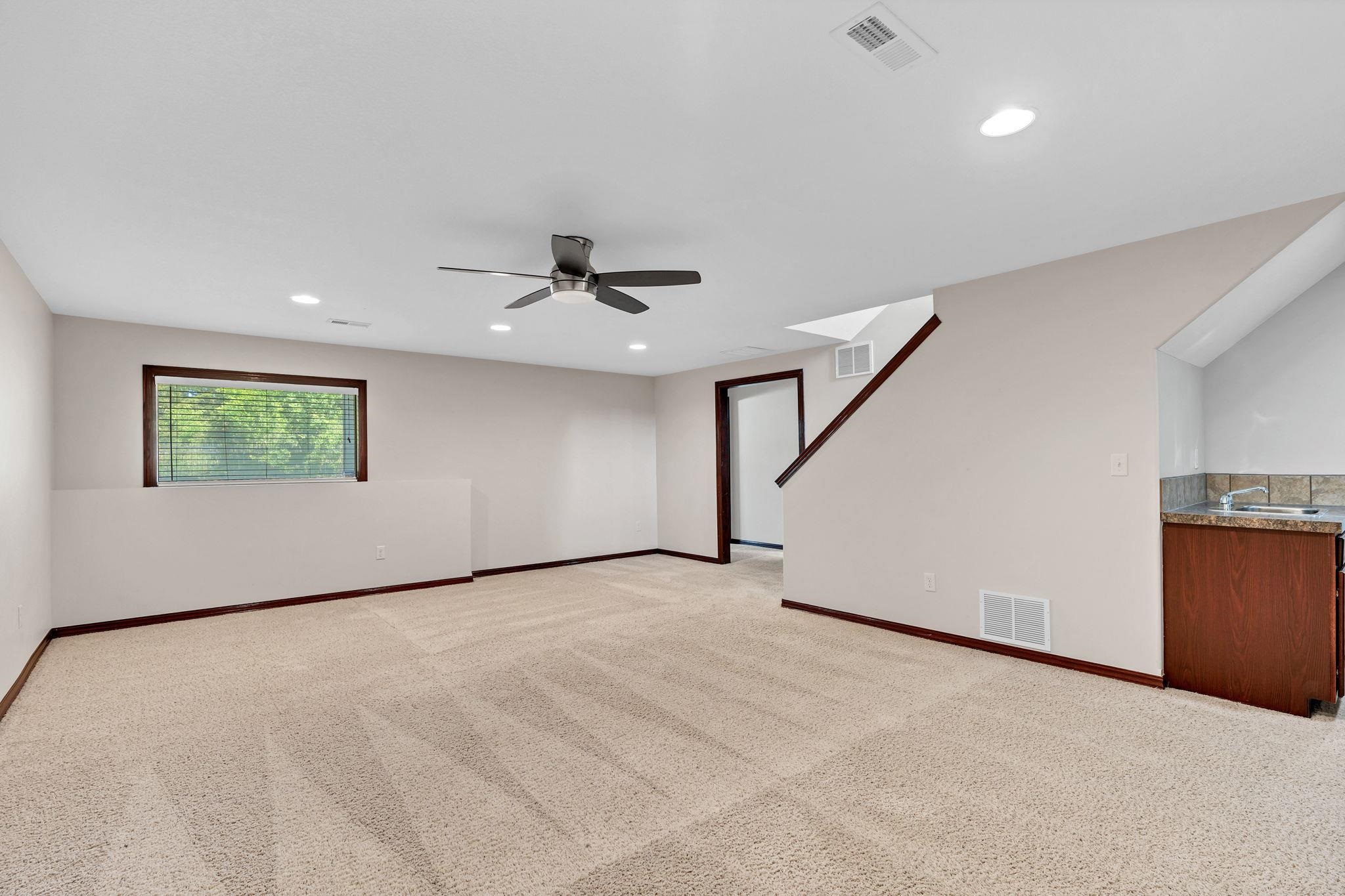 13924 E Hawthorne St Property Photo 23