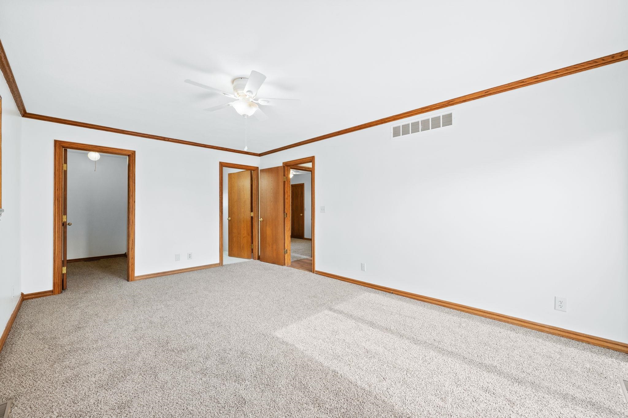 1818 S 123rd Property Photo 9
