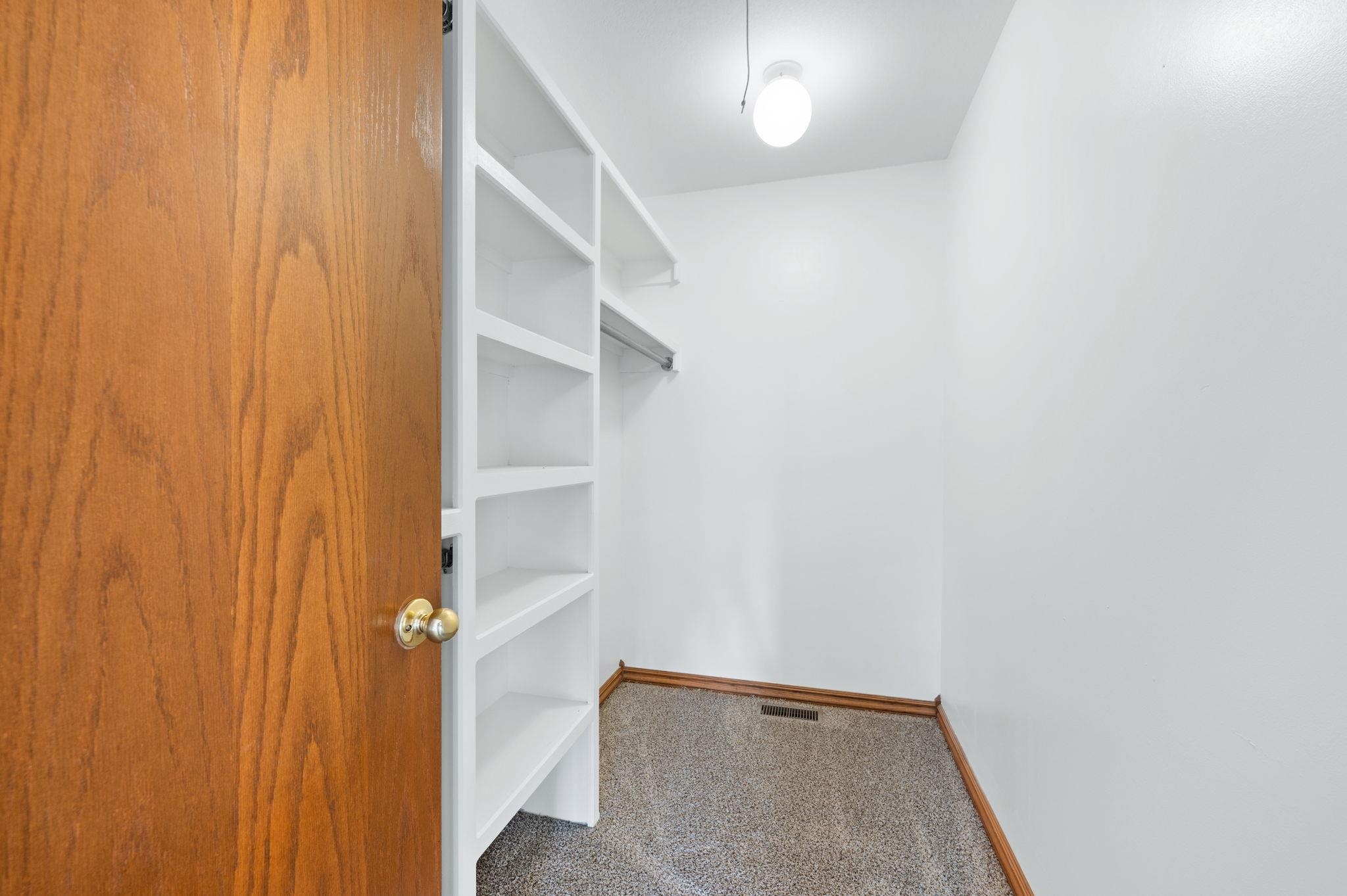 1818 S 123rd Property Photo 10