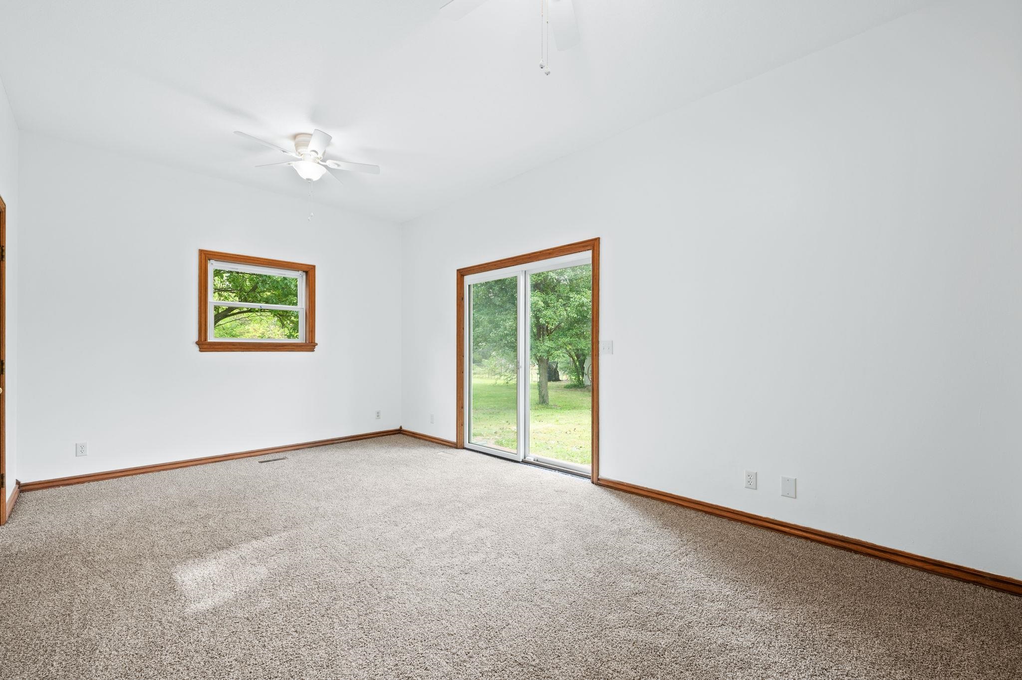 1818 S 123rd Property Photo 12
