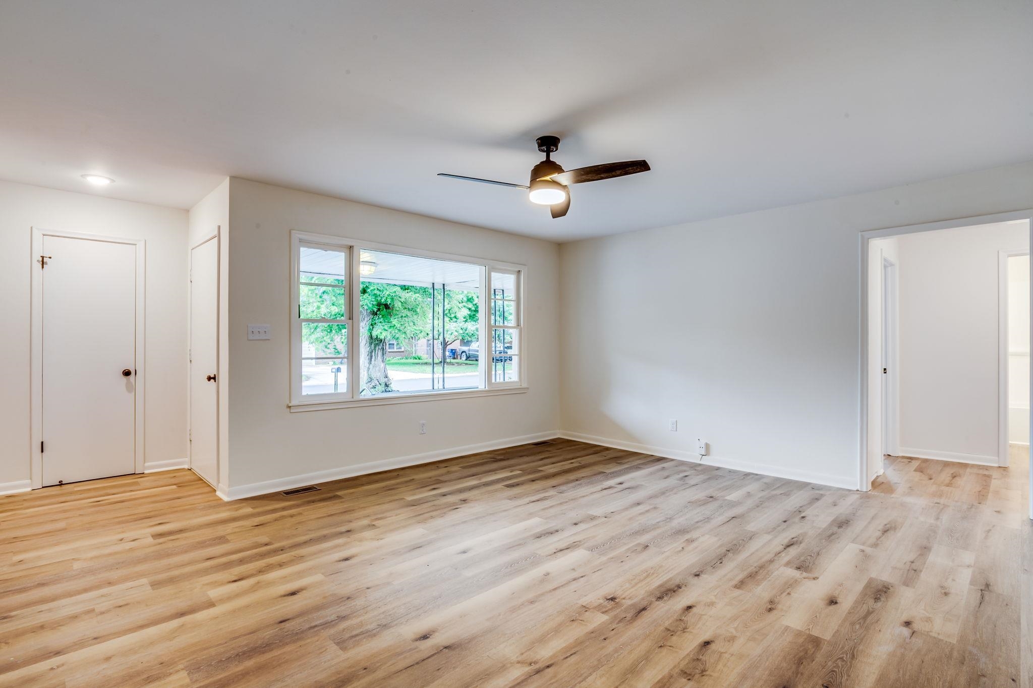 215 Hungerford Ave Property Photo 8