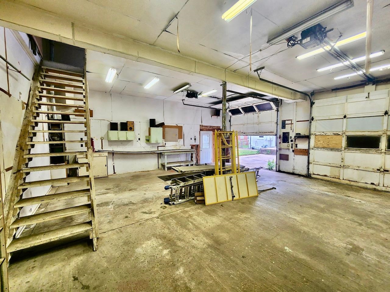 215 Hungerford Ave Property Photo 36