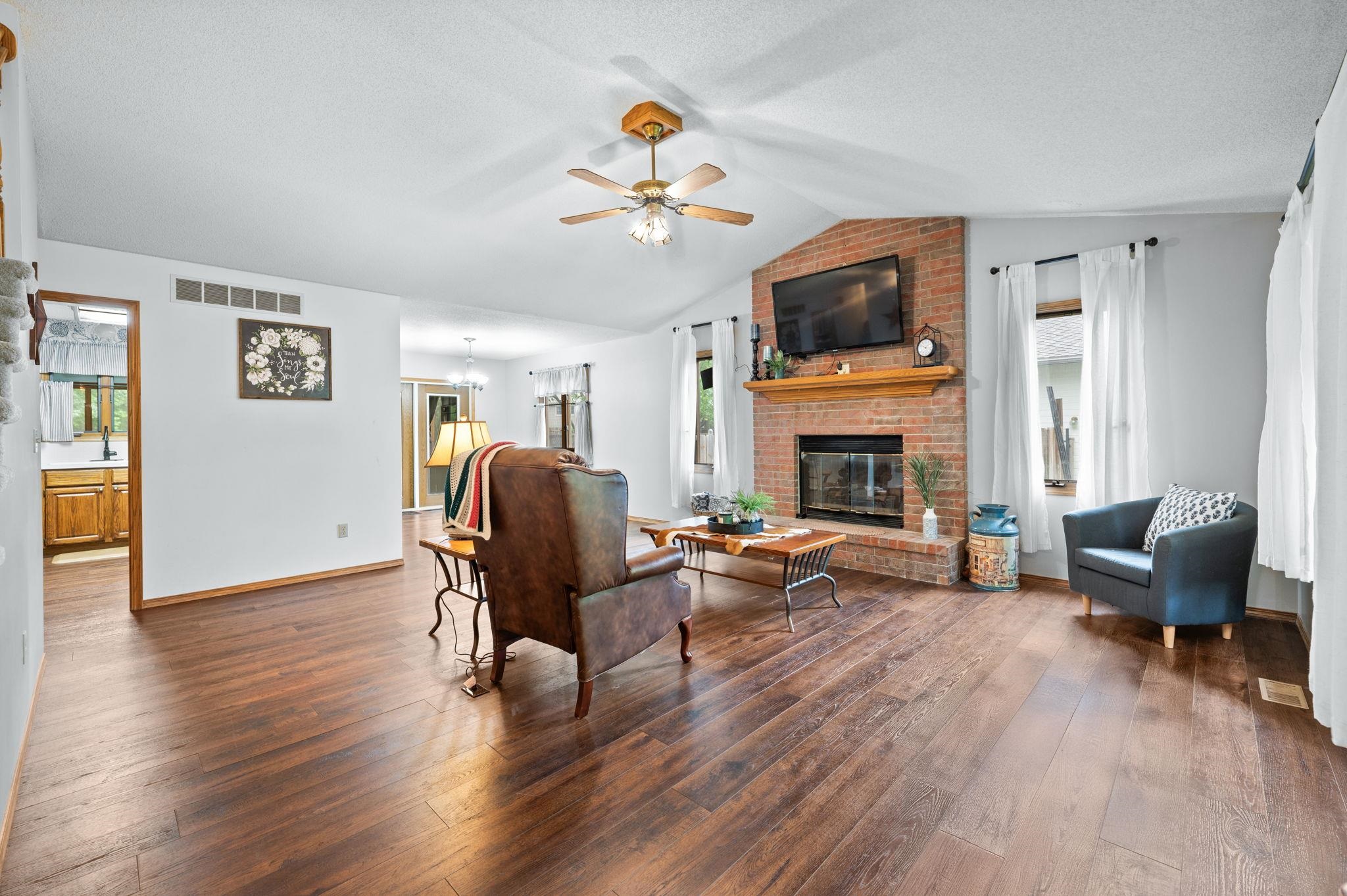 1134 N Denene St Property Photo 5