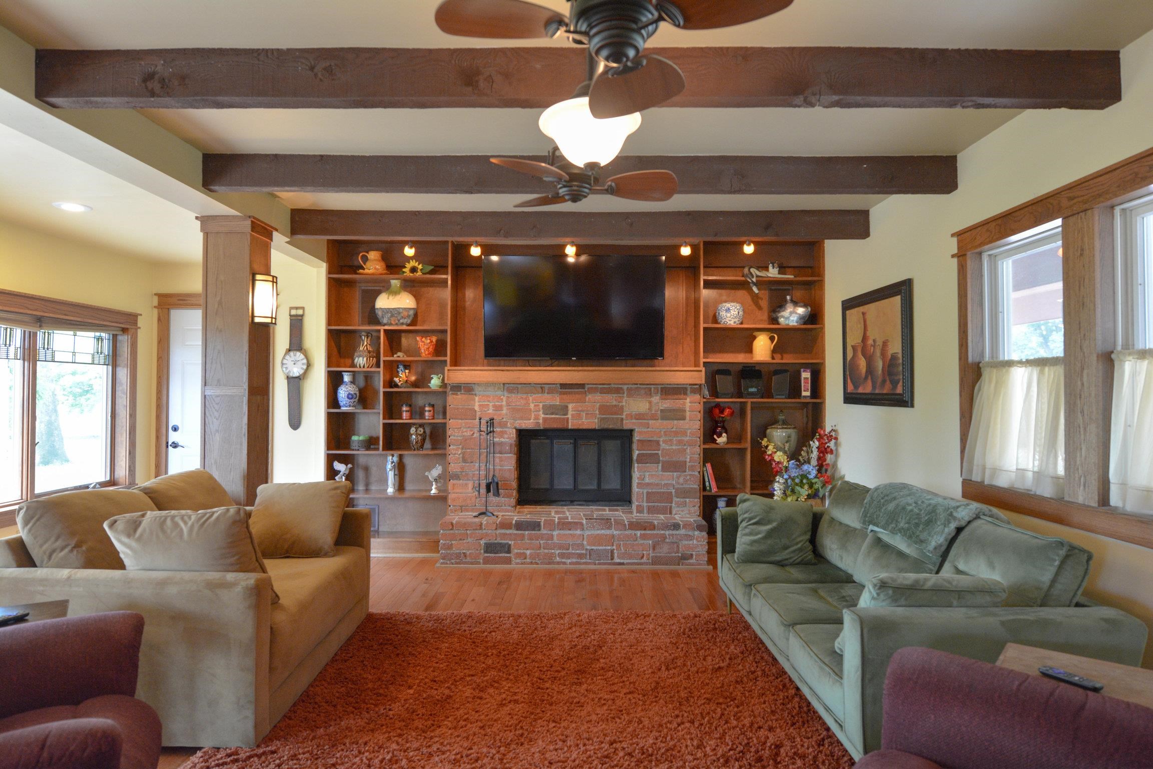 400 N Dean Property Photo 4