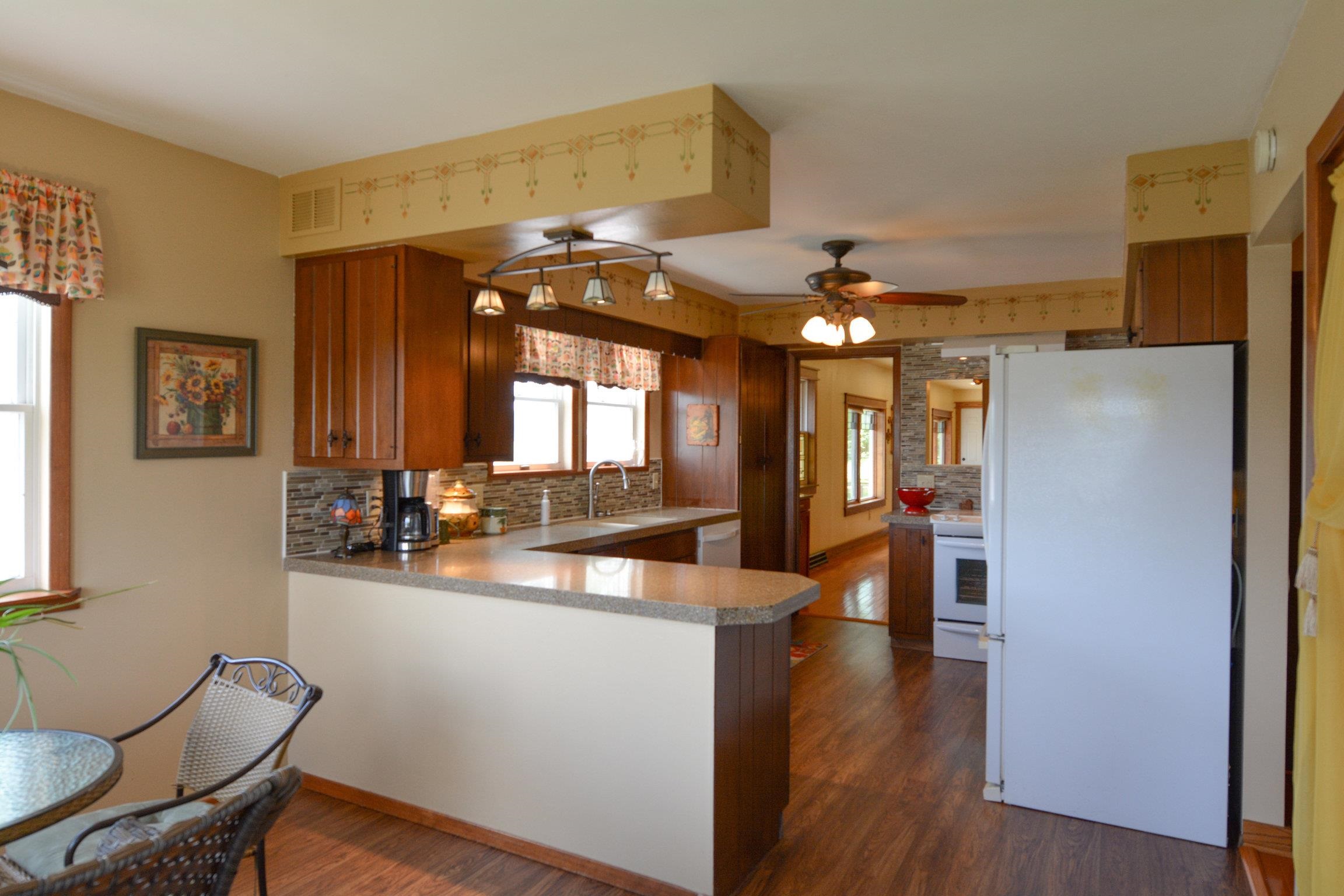 400 N Dean Property Photo 9