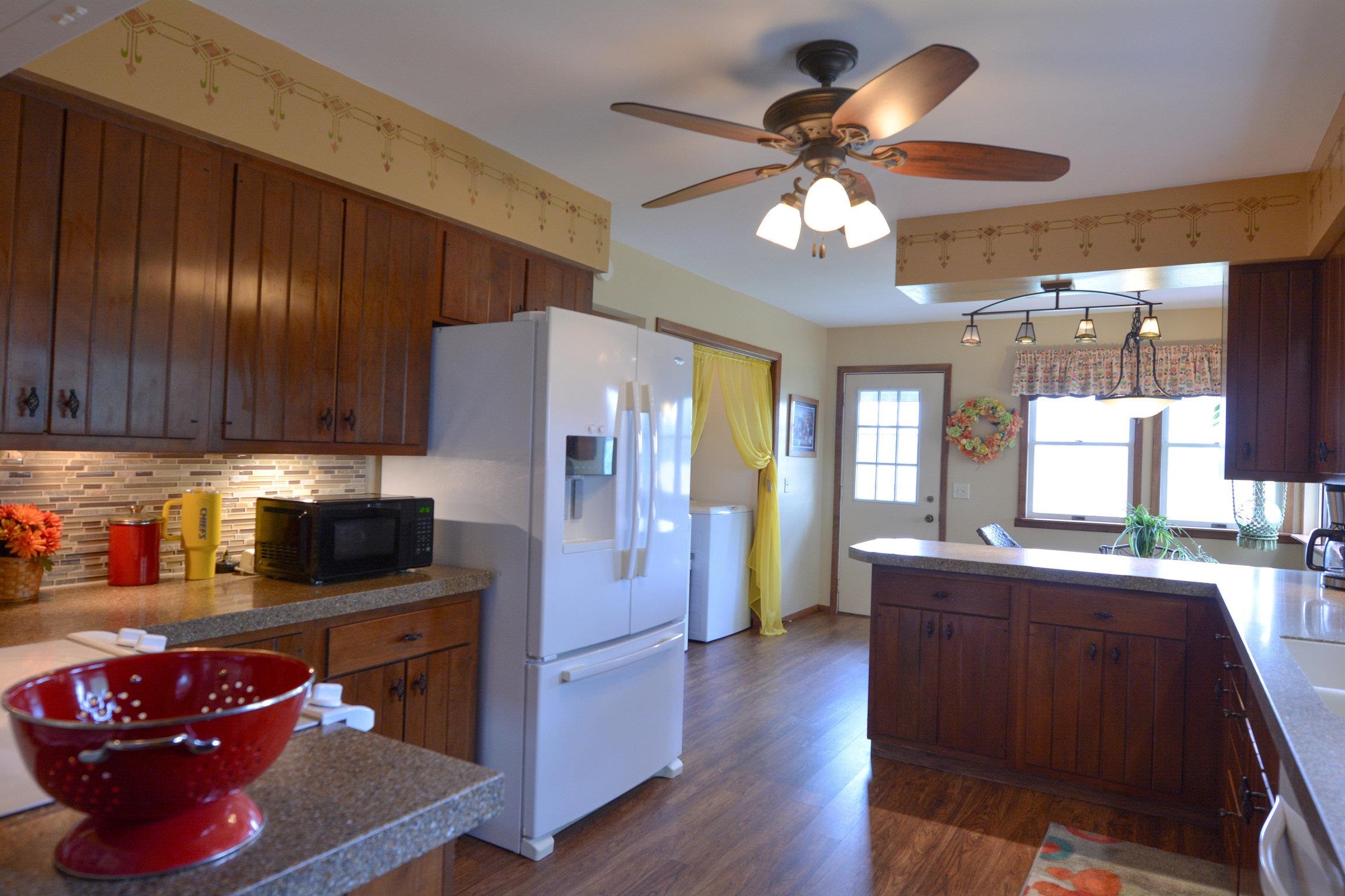 400 N Dean Property Photo 10