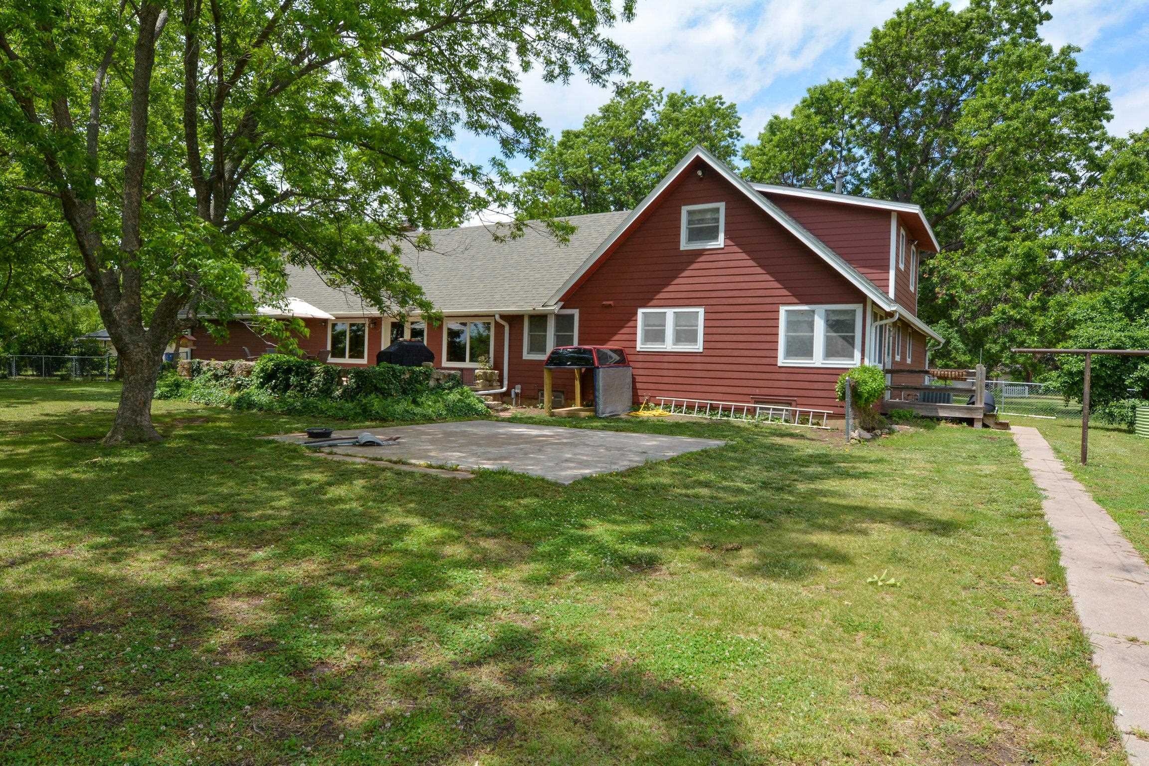 400 N Dean Property Photo 28