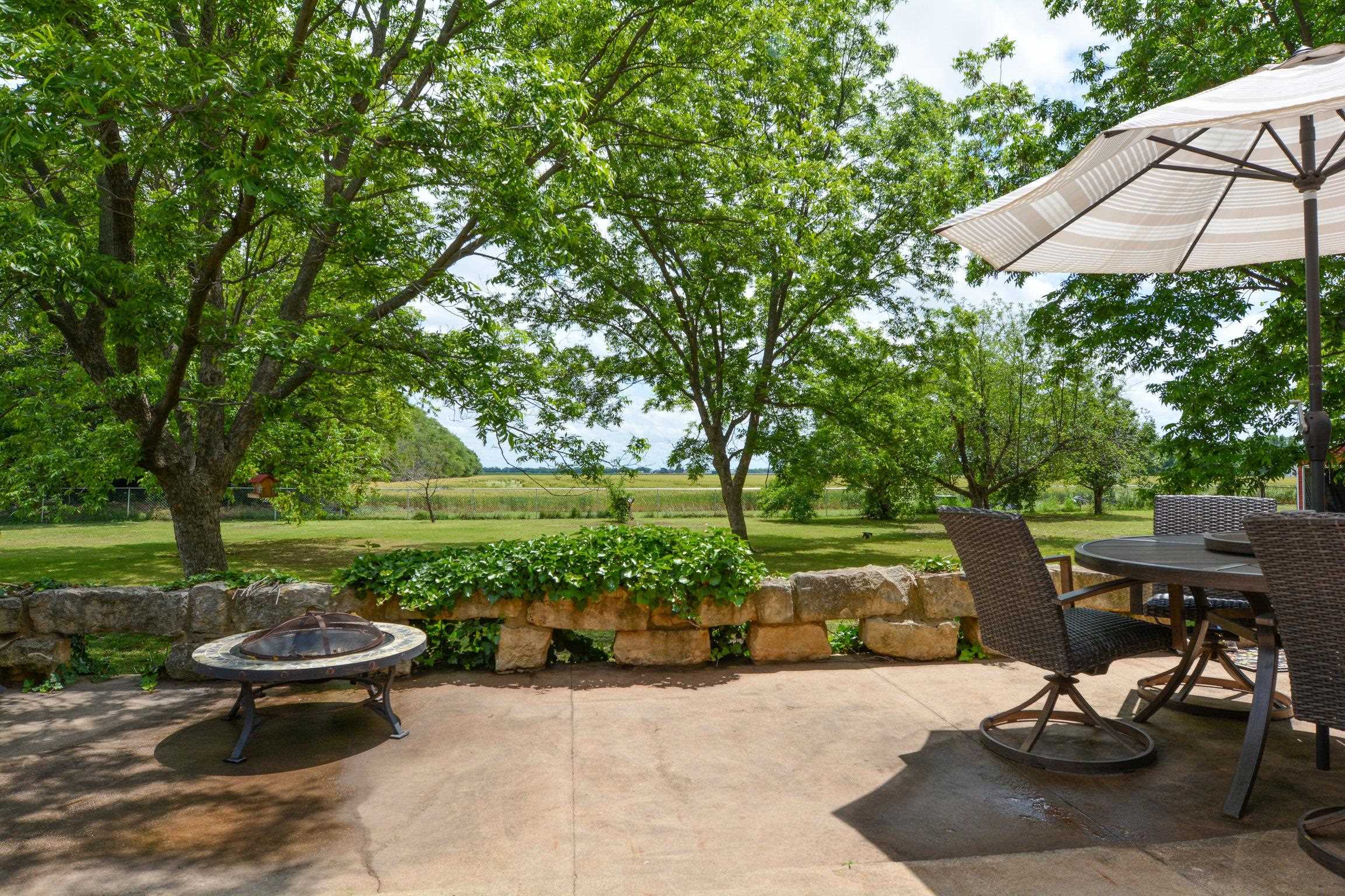 400 N Dean Property Photo 30