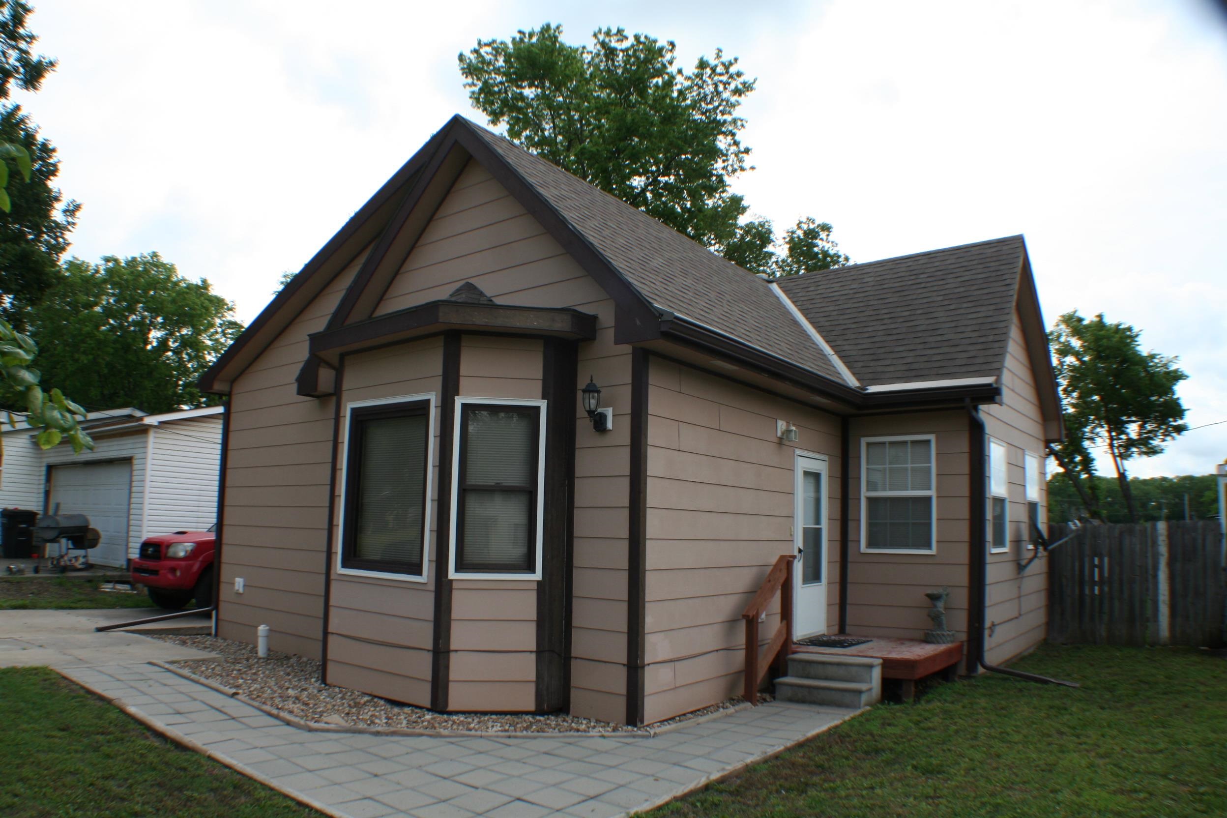 606 Santa Fe St Property Photo 1