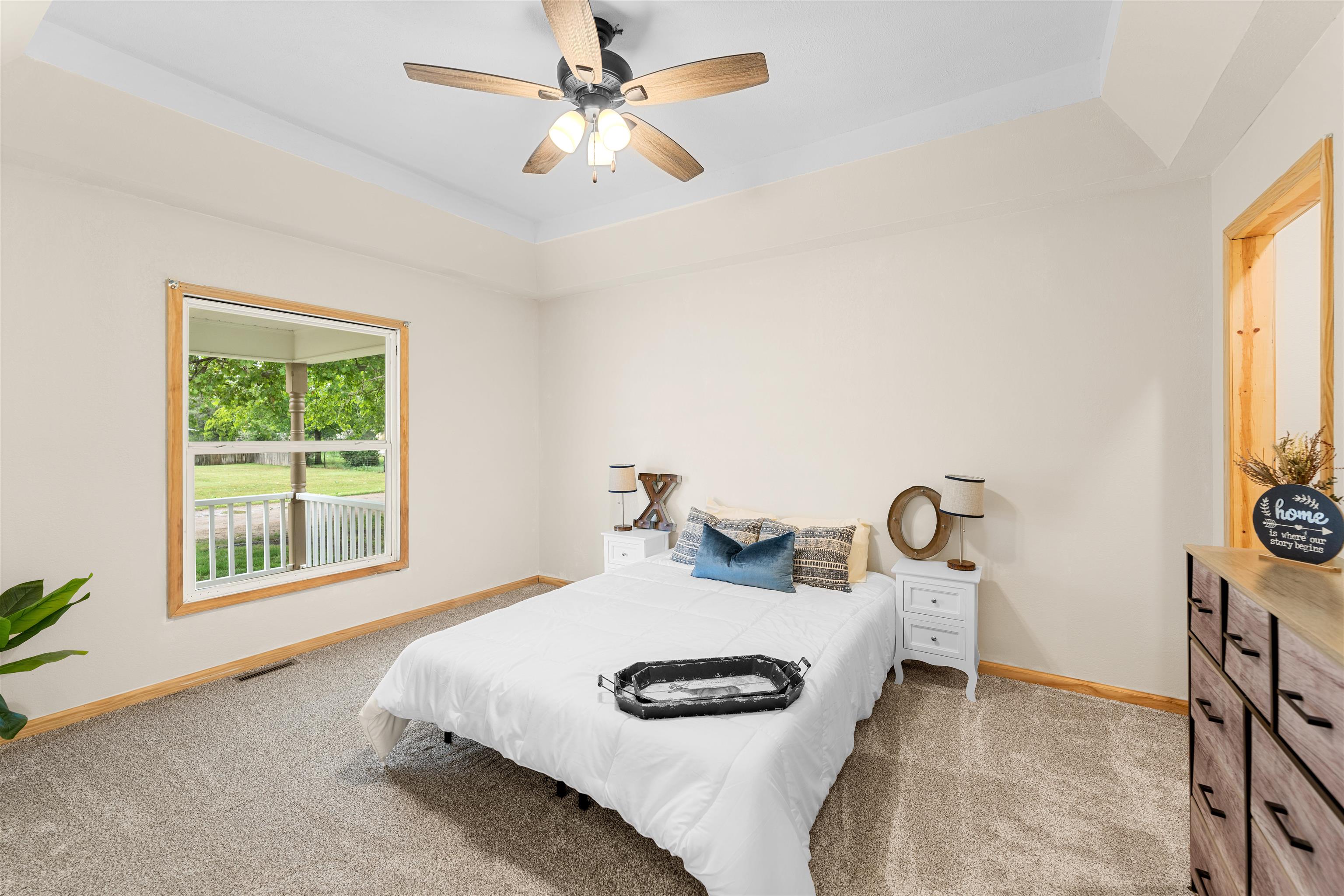 123 King St Property Photo 12