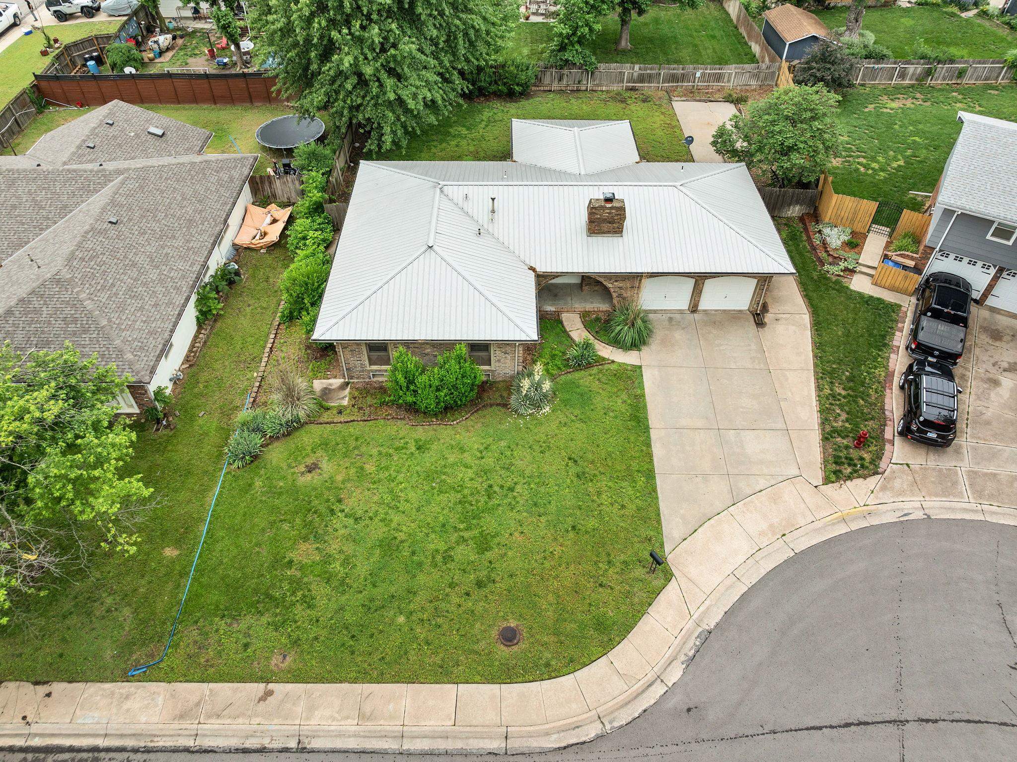 1306 N Brookfield Ln Property Photo 33