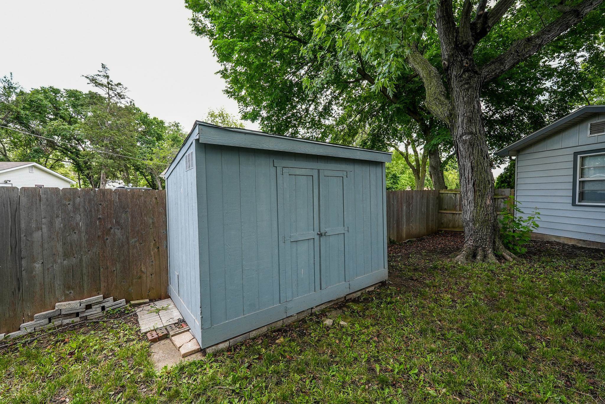 822 Fredrick Property Photo 23