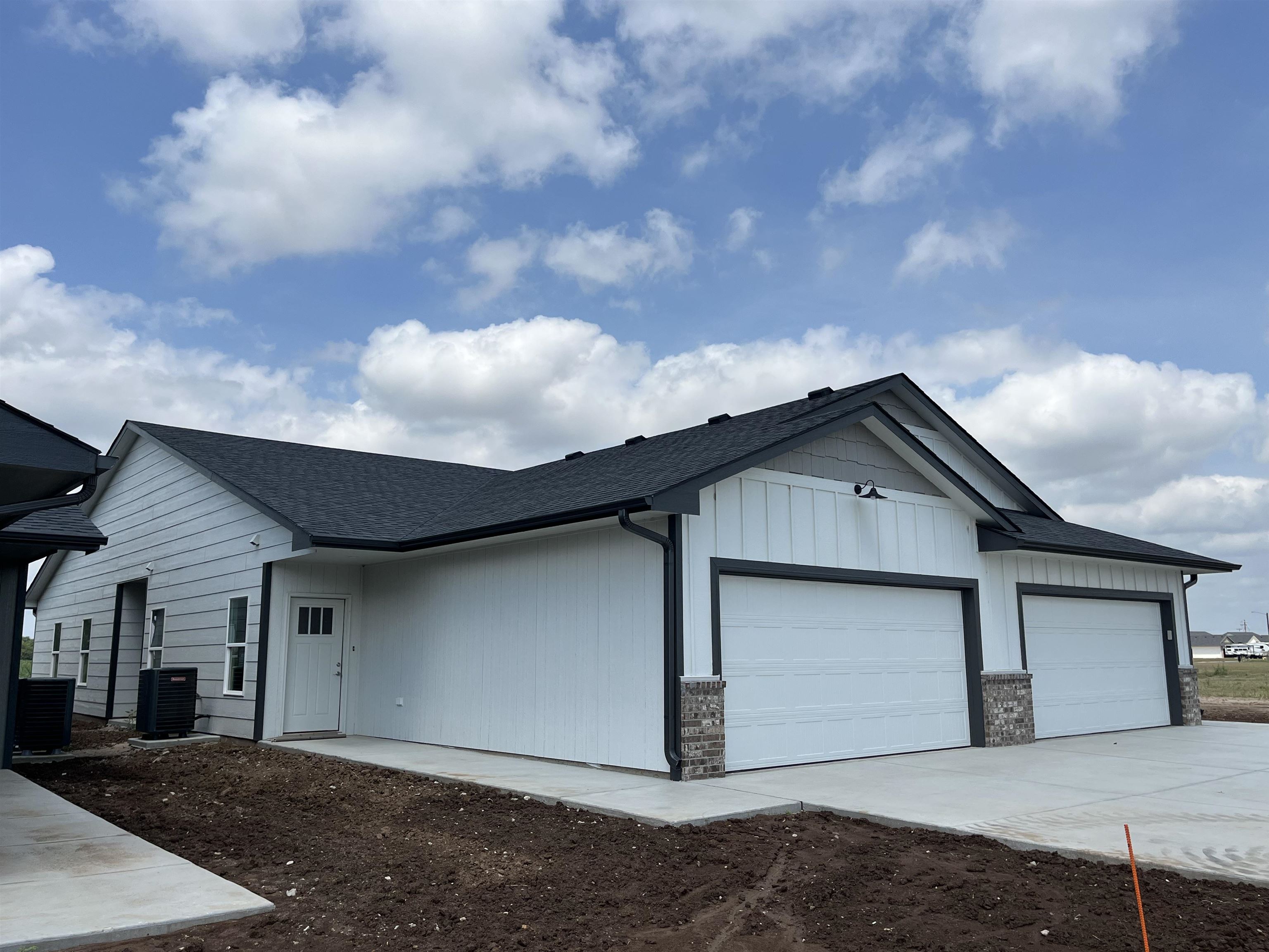 2023 N Reece St Property Photo 1