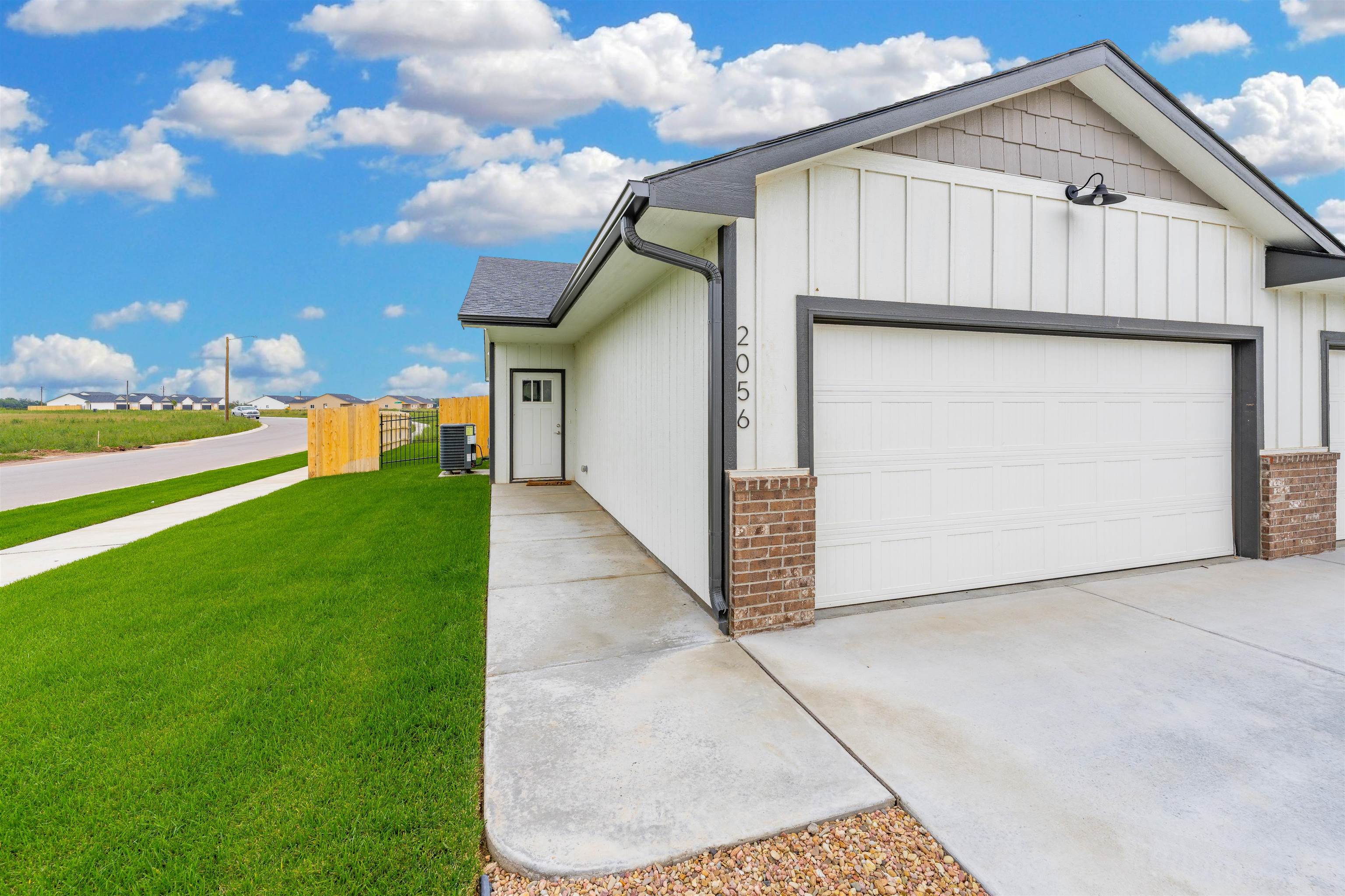2017 N Reece St Property Photo 4