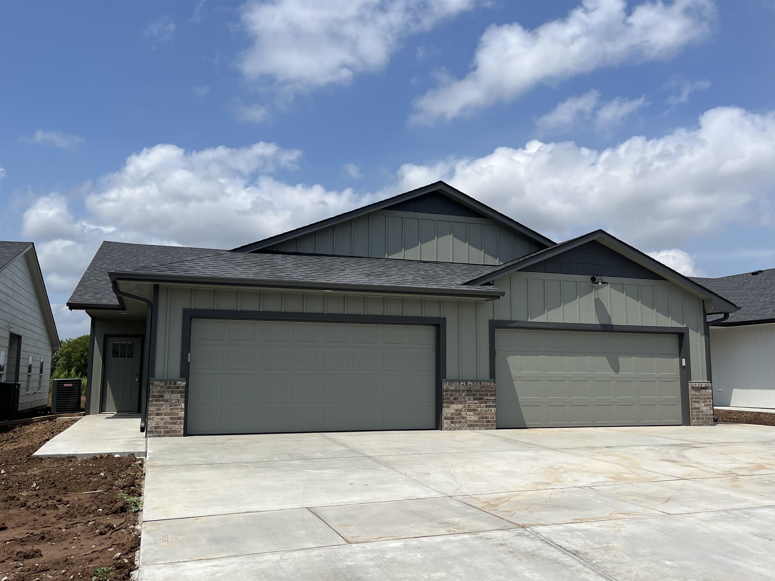 2019 N Reece St Property Photo 1