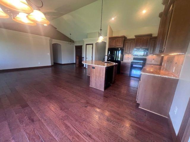 4871 N Emerald Ct Property Photo 10