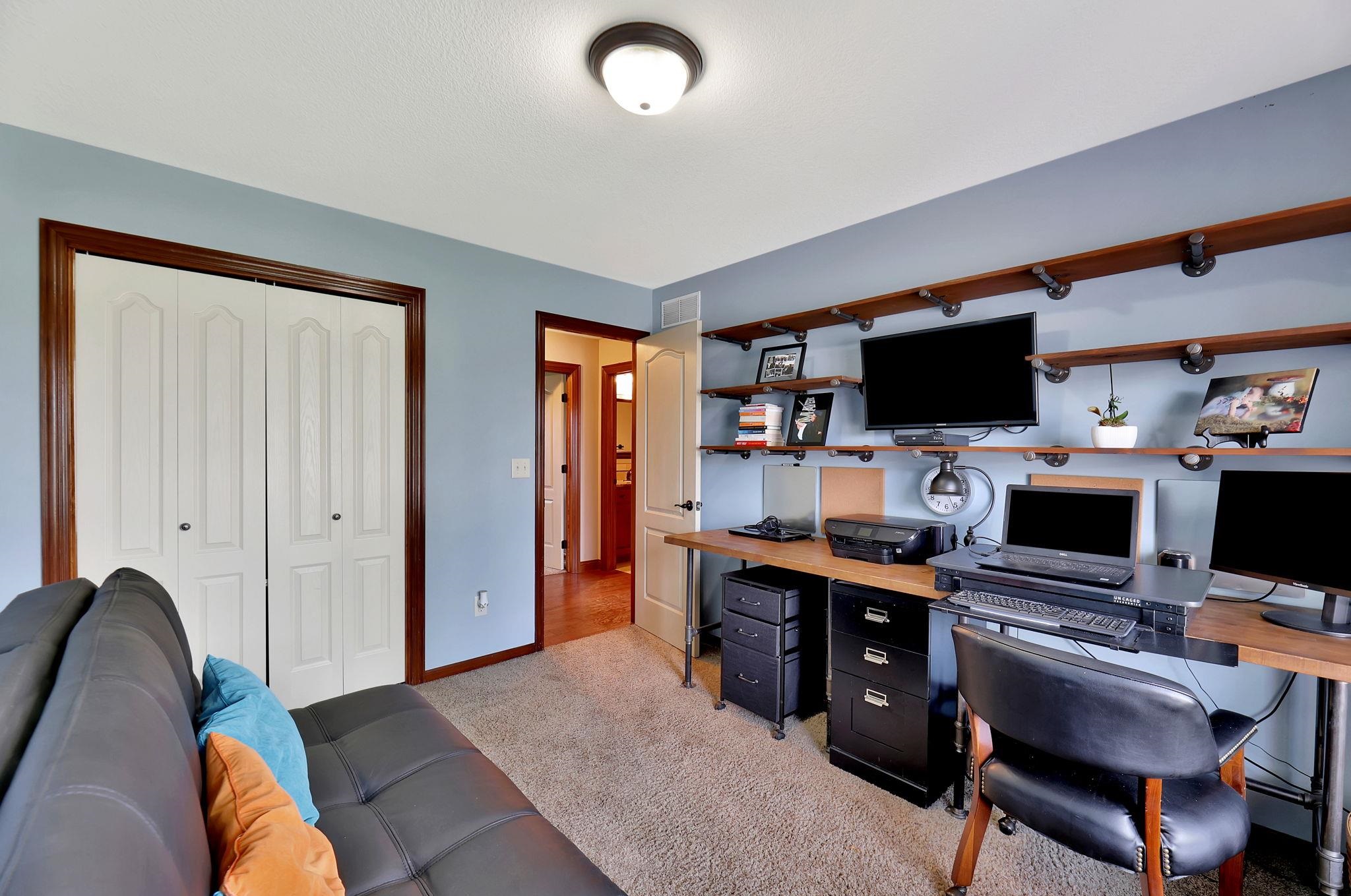 4871 N Emerald Ct Property Photo 20