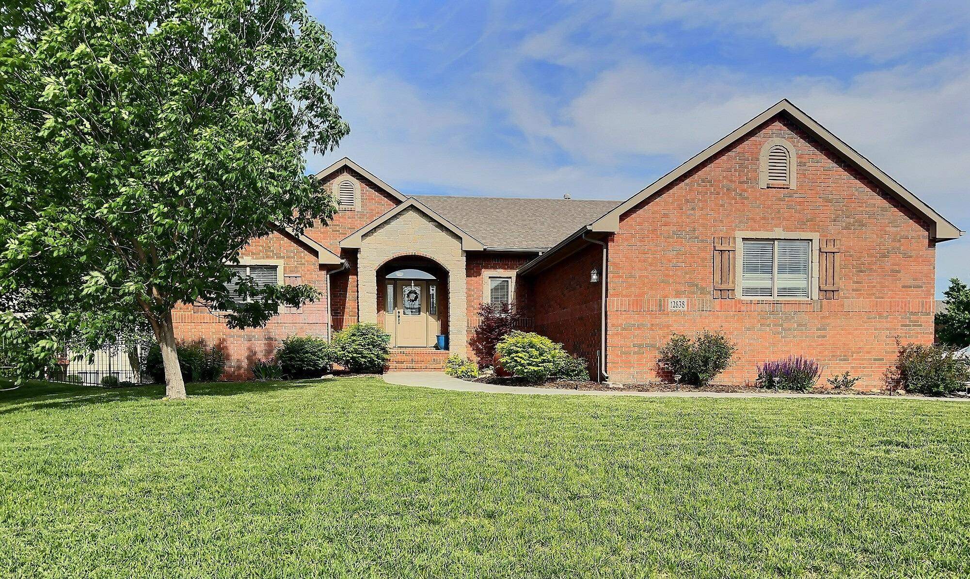 12838 E Cherry Creek Ct Property Photo 1