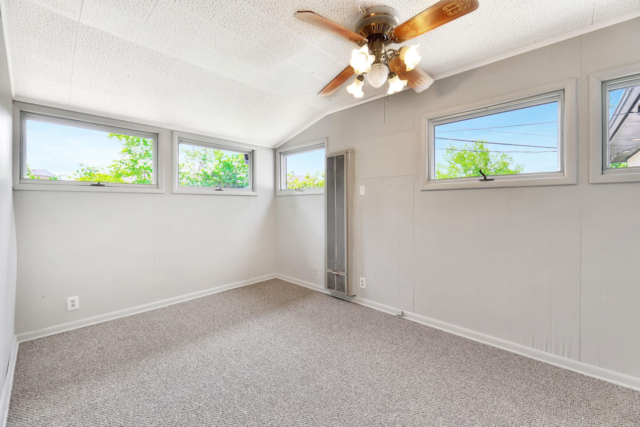 1181 N Pinecrest St Property Photo 33