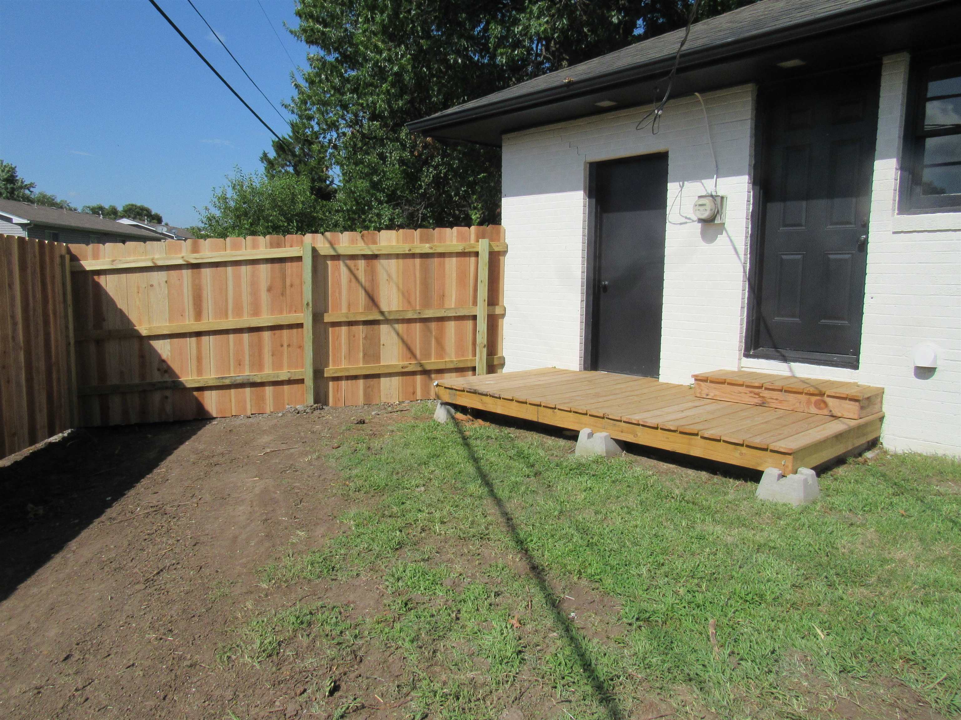 1181 N Pinecrest St Property Photo 35