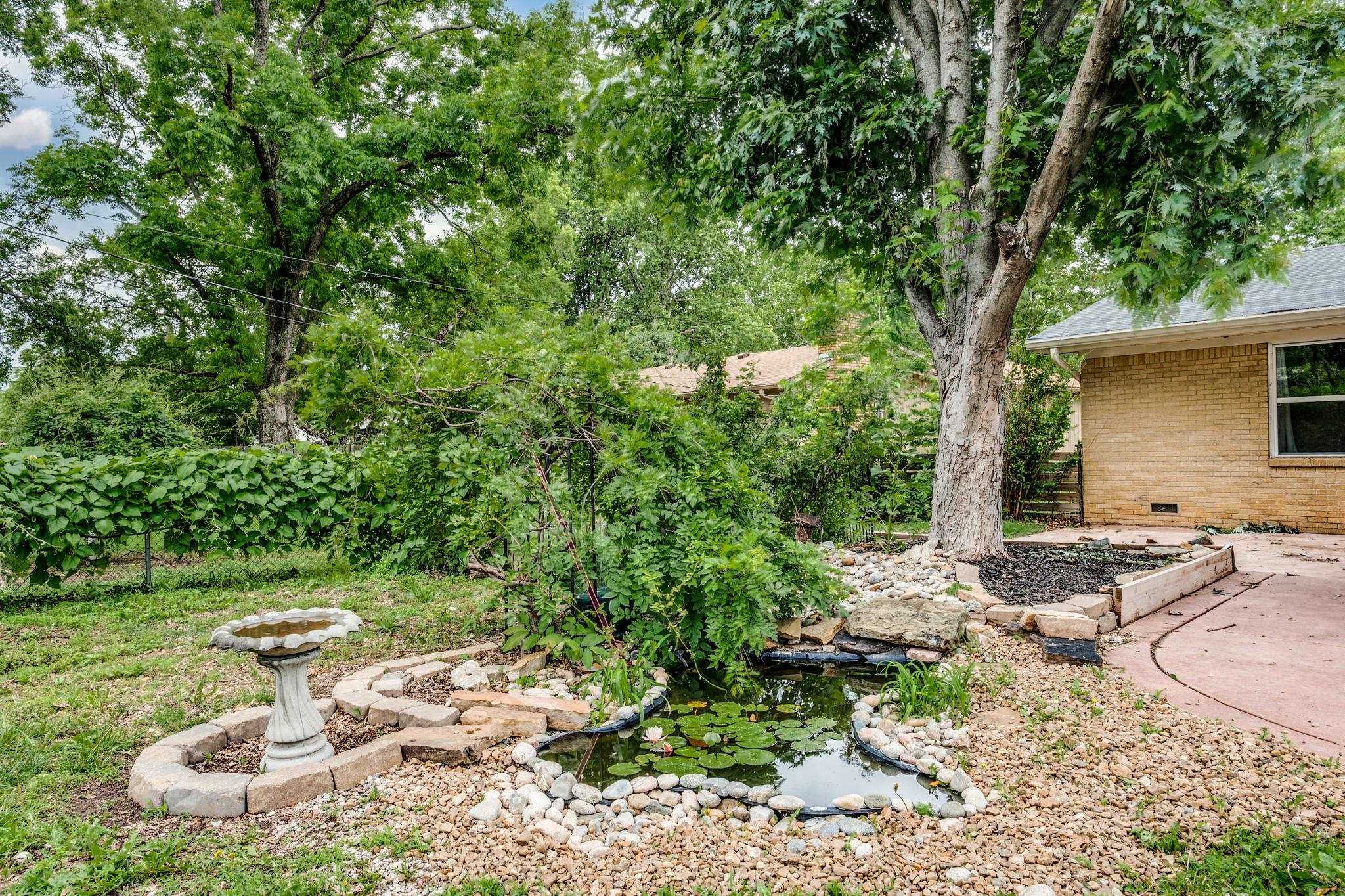 622 Edgemoor Dr Property Photo 35