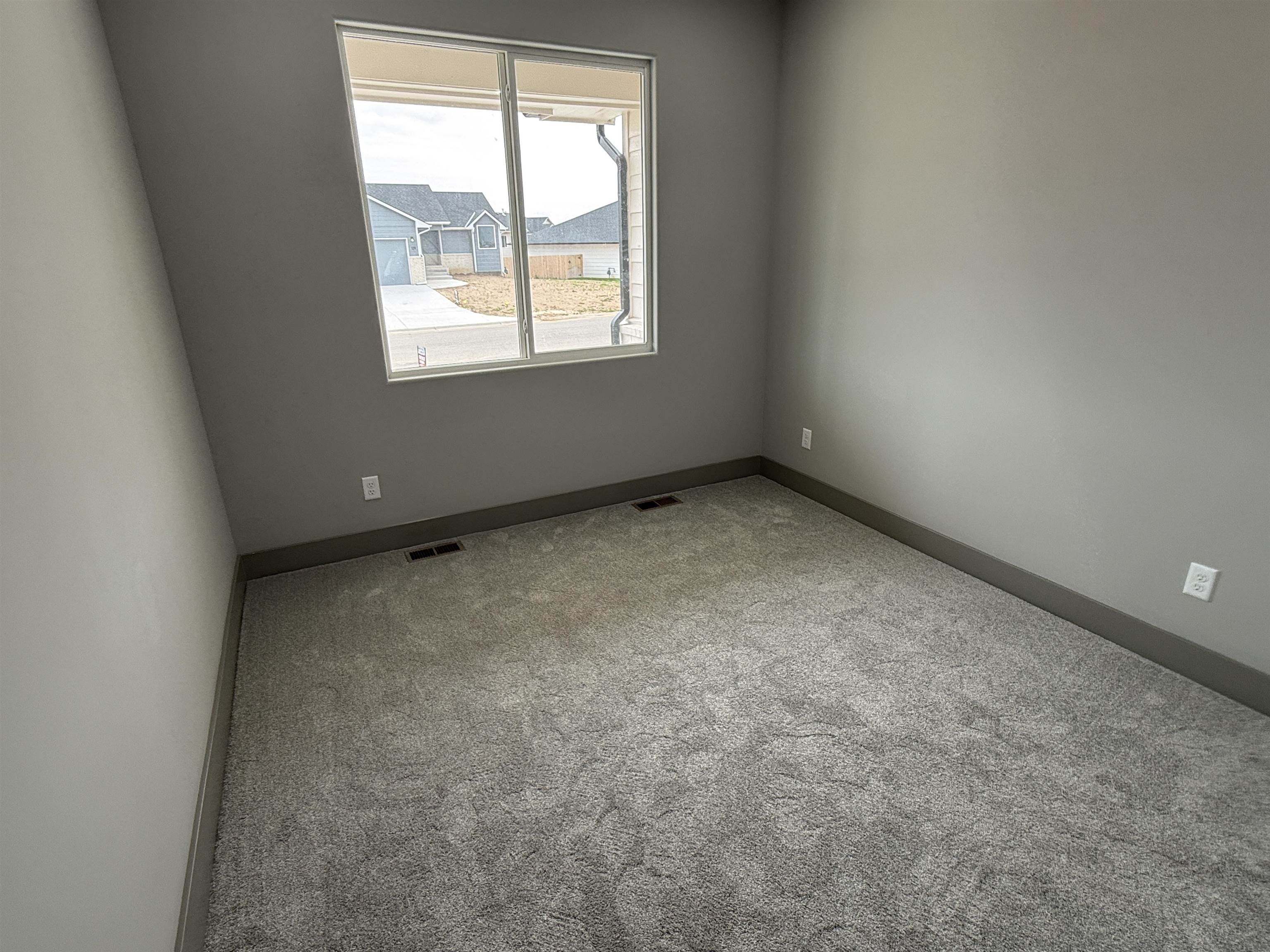 130 E Poplar Circle Property Photo 8