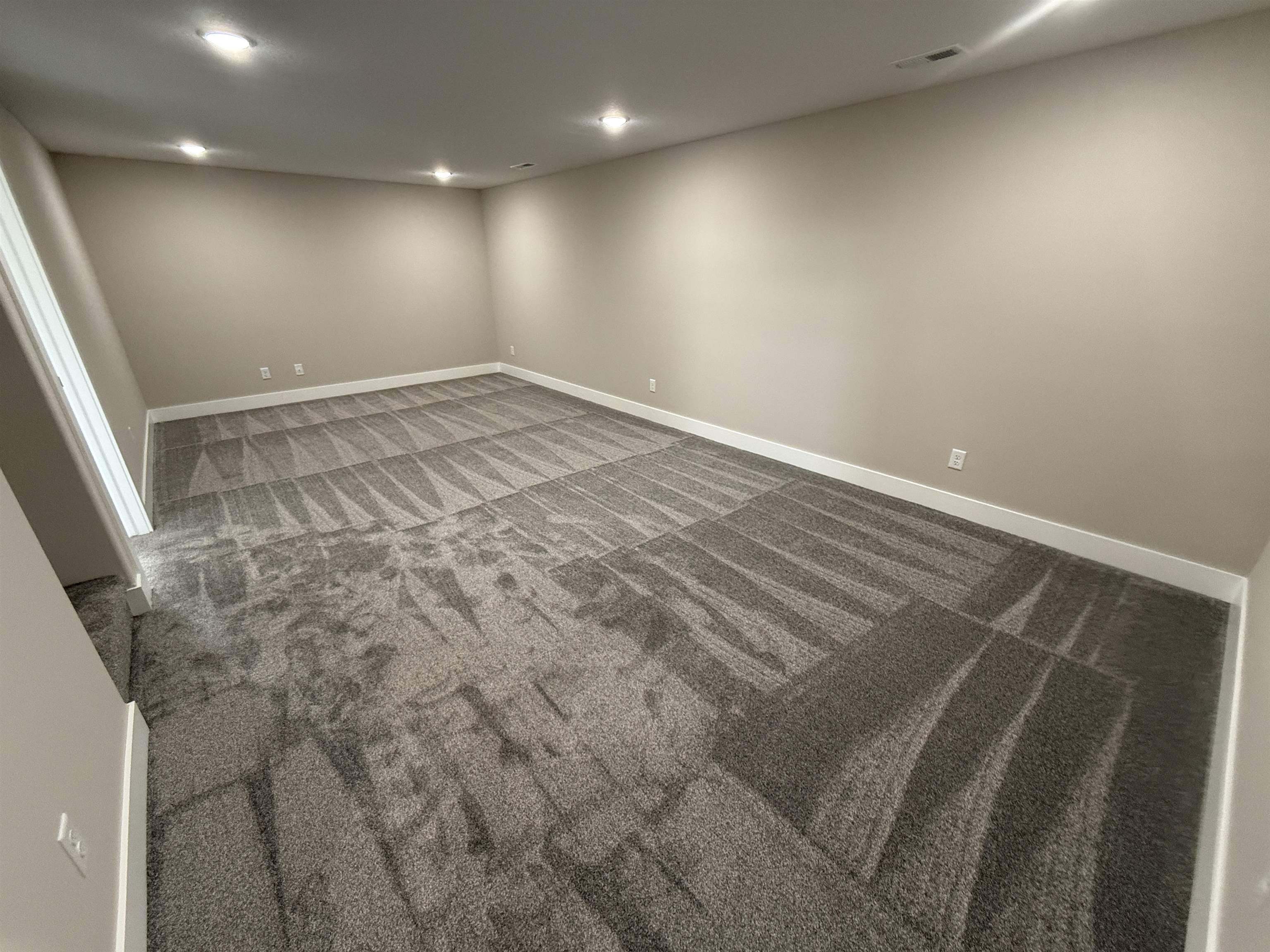 102 E Poplar Court Property Photo 11