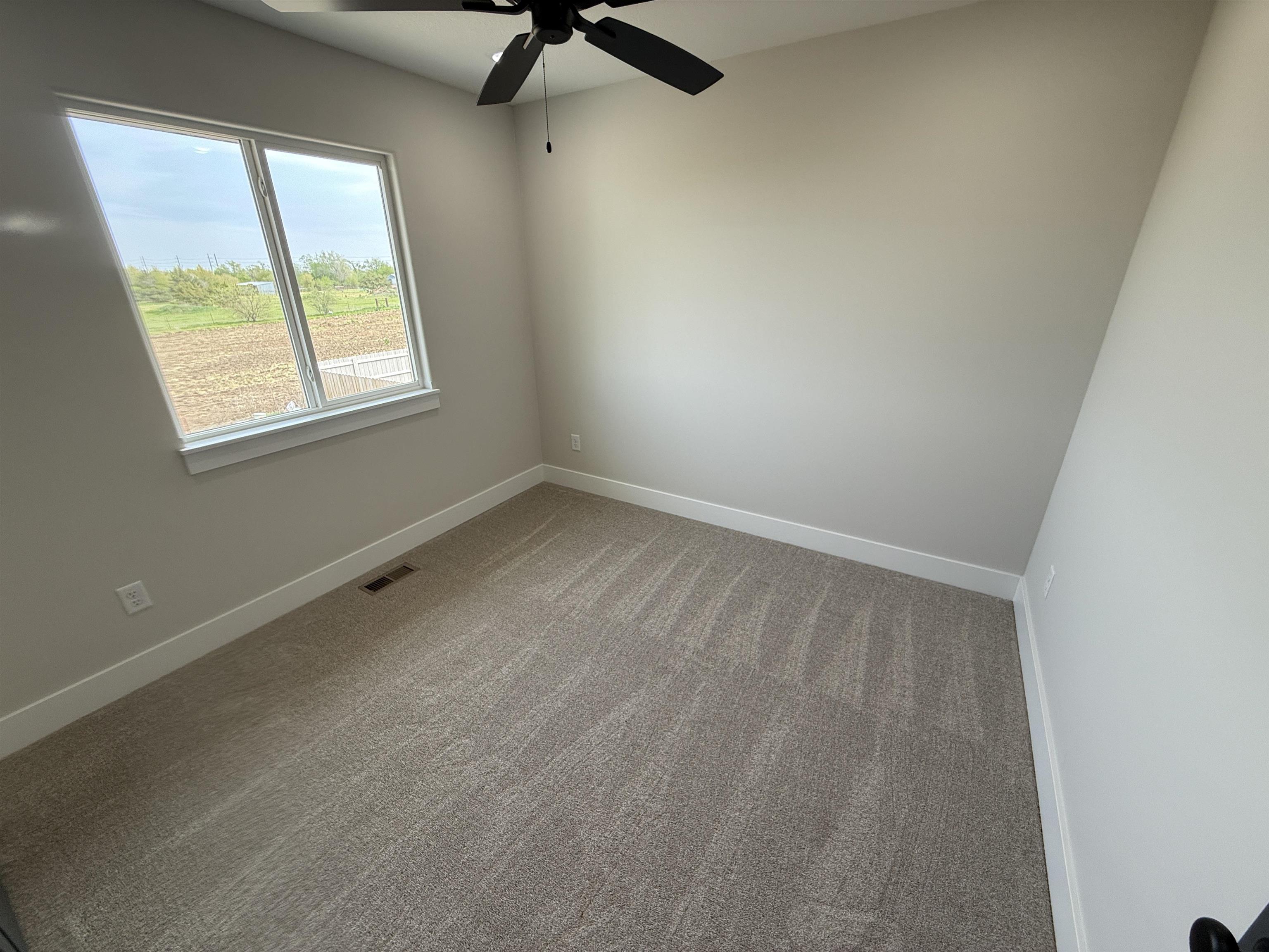 138 E Poplar Circle Property Photo 10