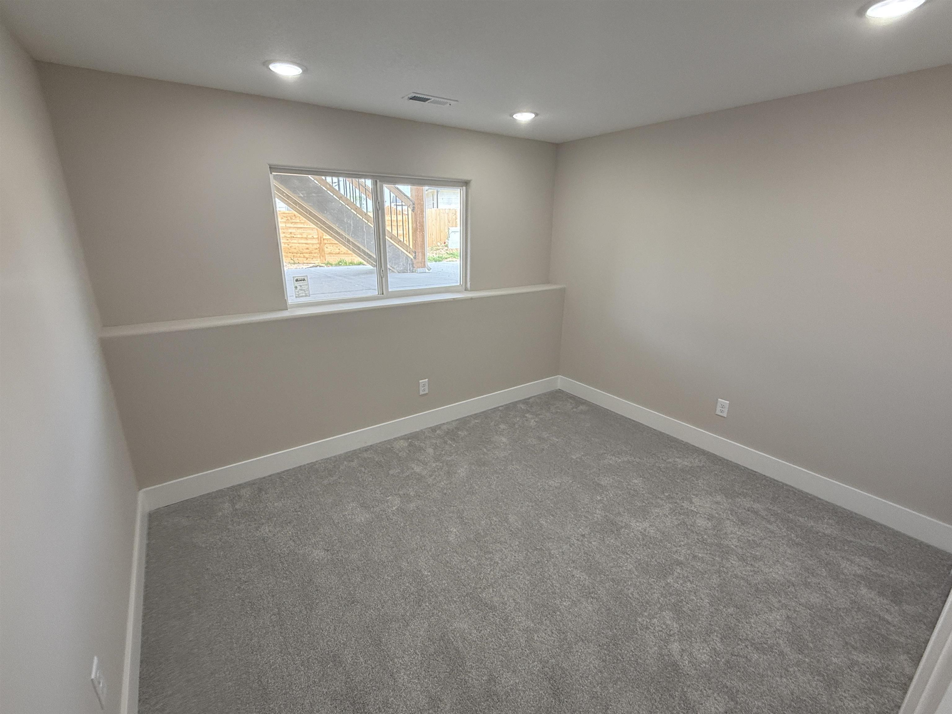 1232 E Outland Ct Property Photo 21