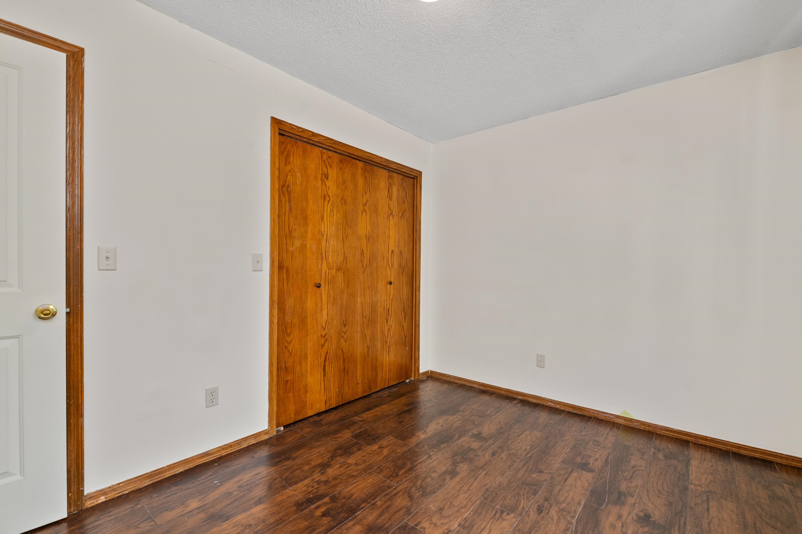 9005 W Westlawn St Unit 3 Property Photo 17