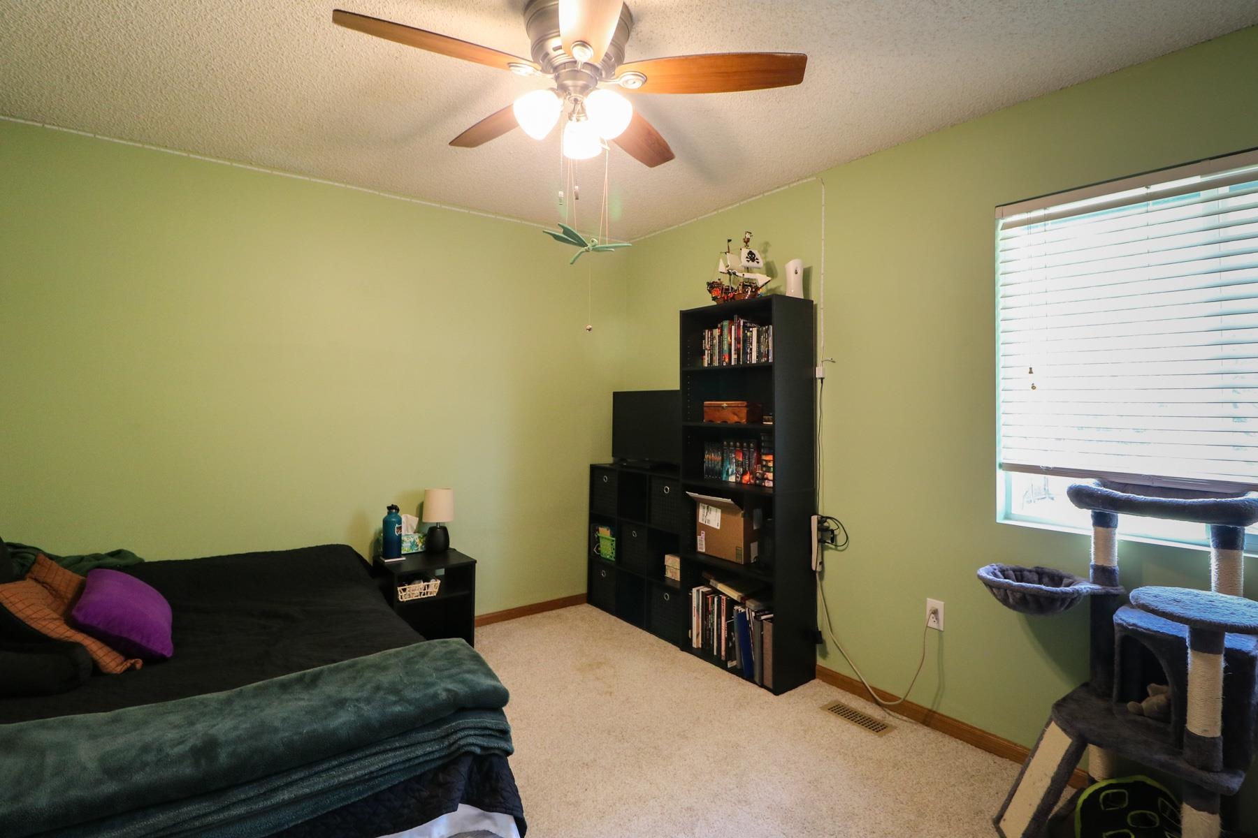 125 E Buckthorn Rd Property Photo 16