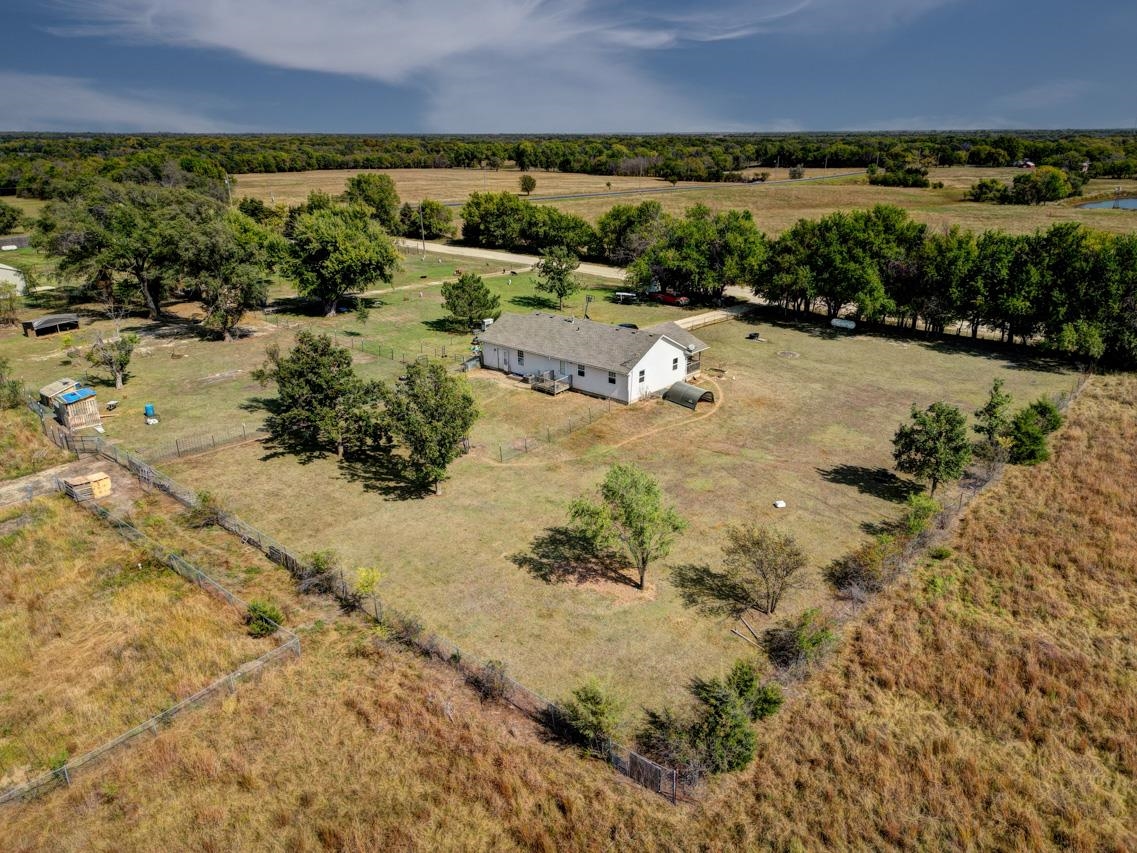 7067 Sw Meadowlark Rd Property Photo 7