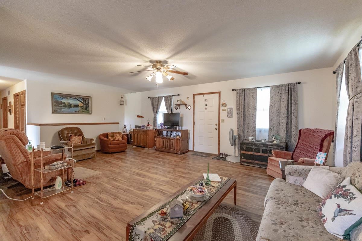 7067 Sw Meadowlark Rd Property Photo 11