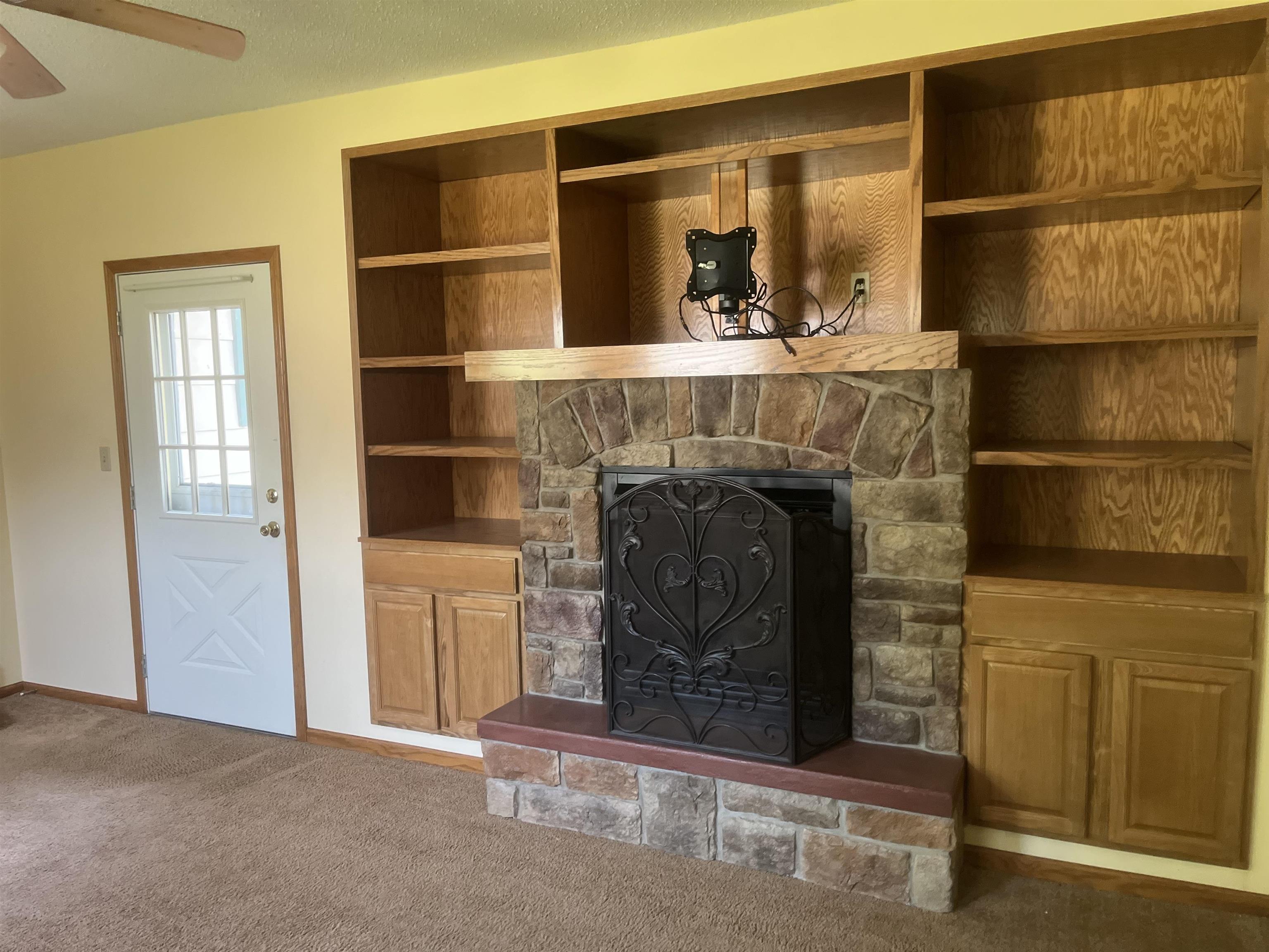 7 Prairie Ln Property Photo 3
